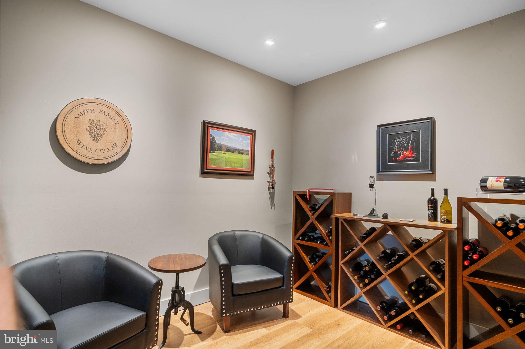 OAK HILL - Residential