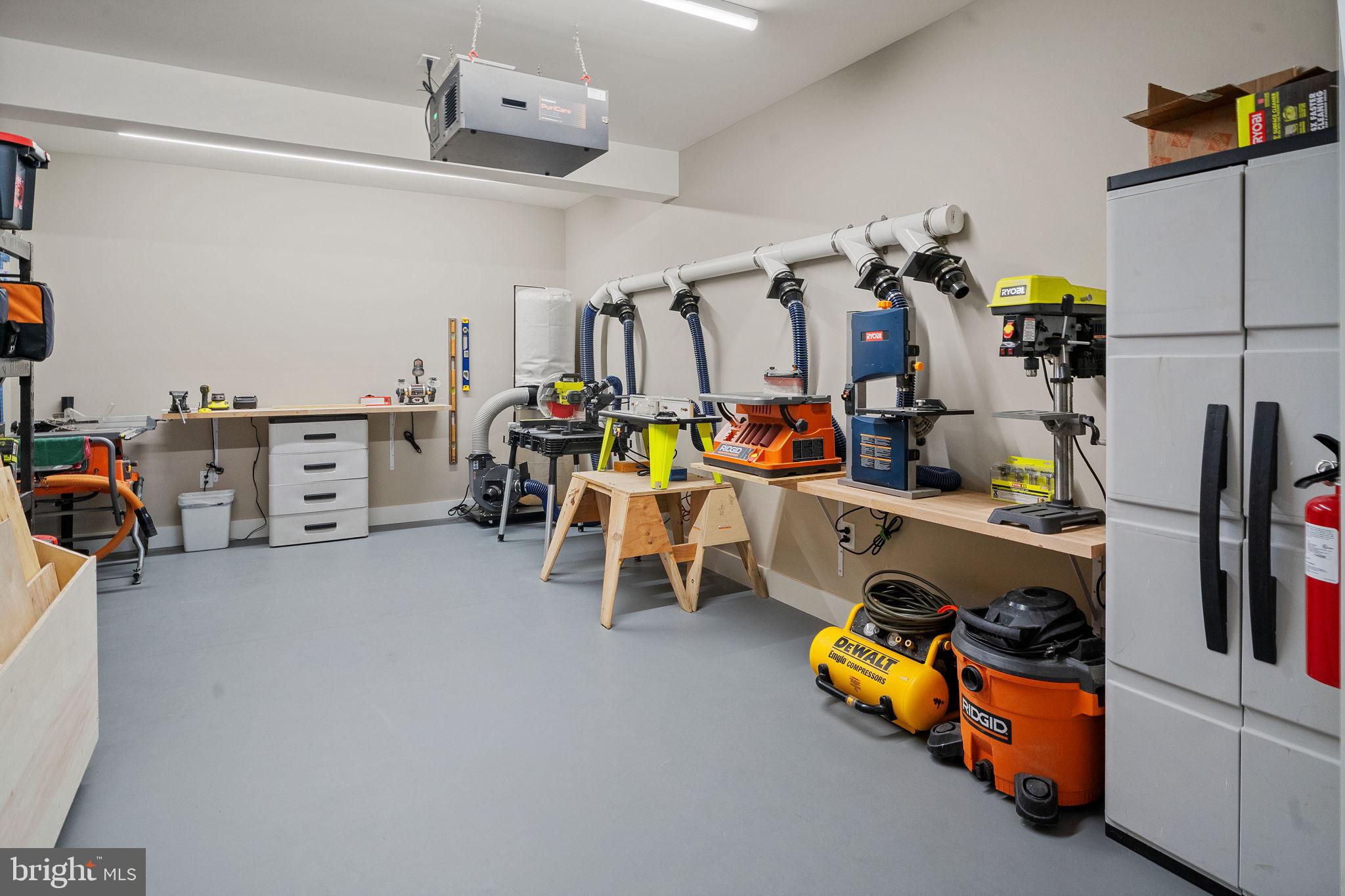 OAK HILL - Residential