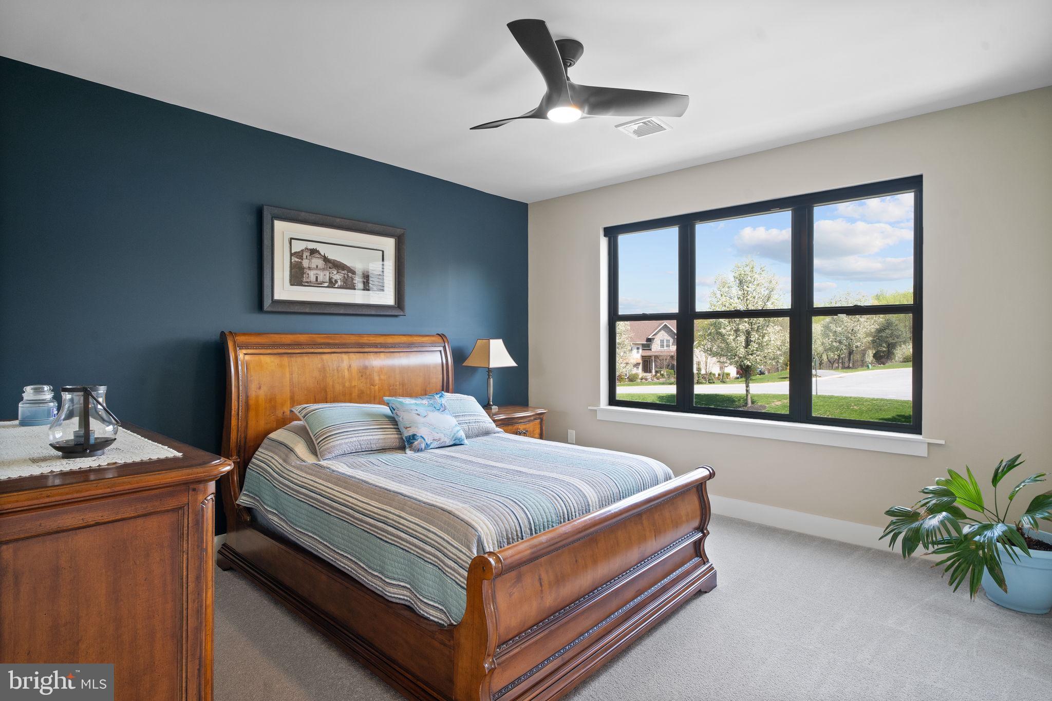 OAK HILL - Residential