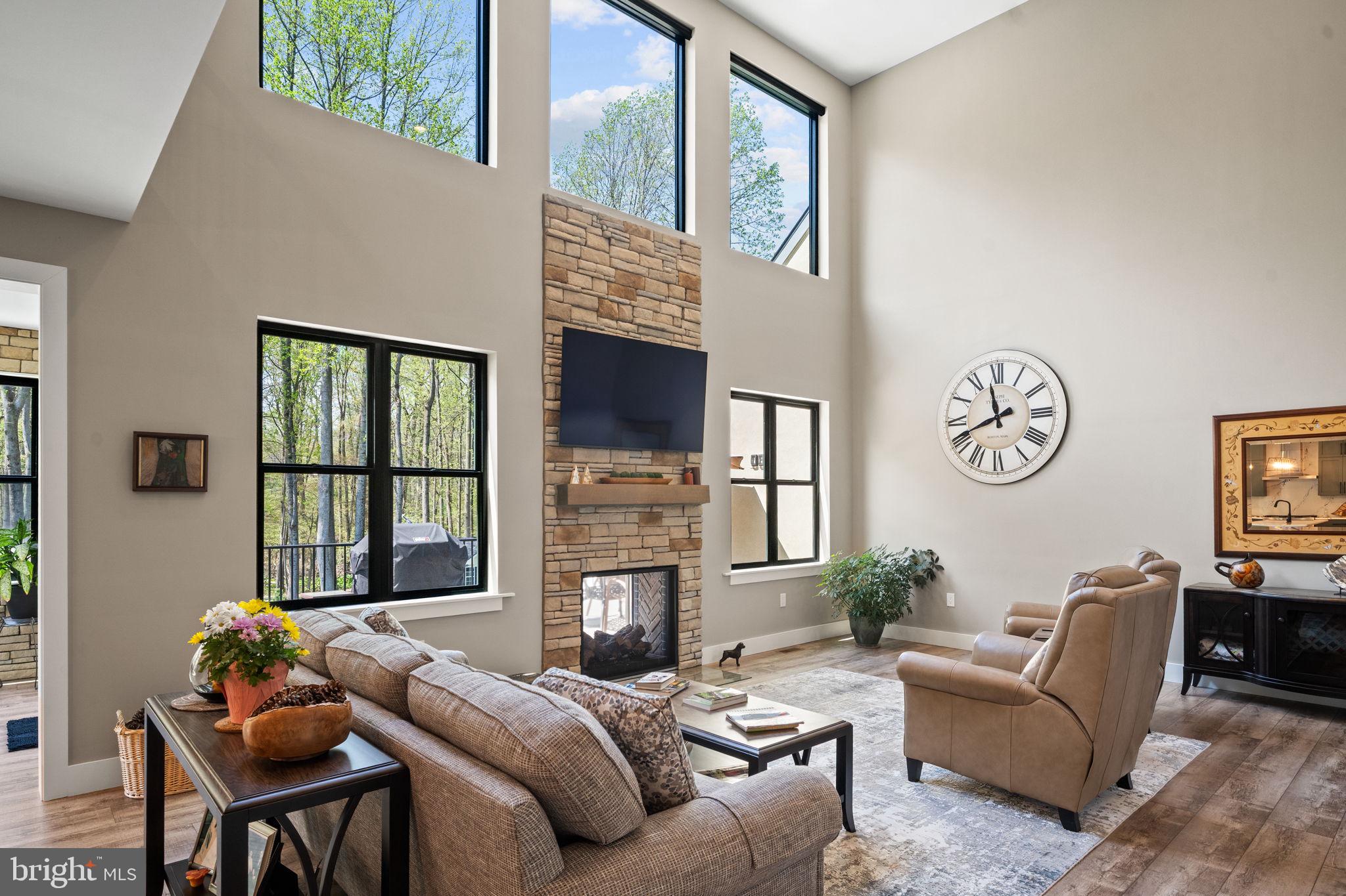 OAK HILL - Residential