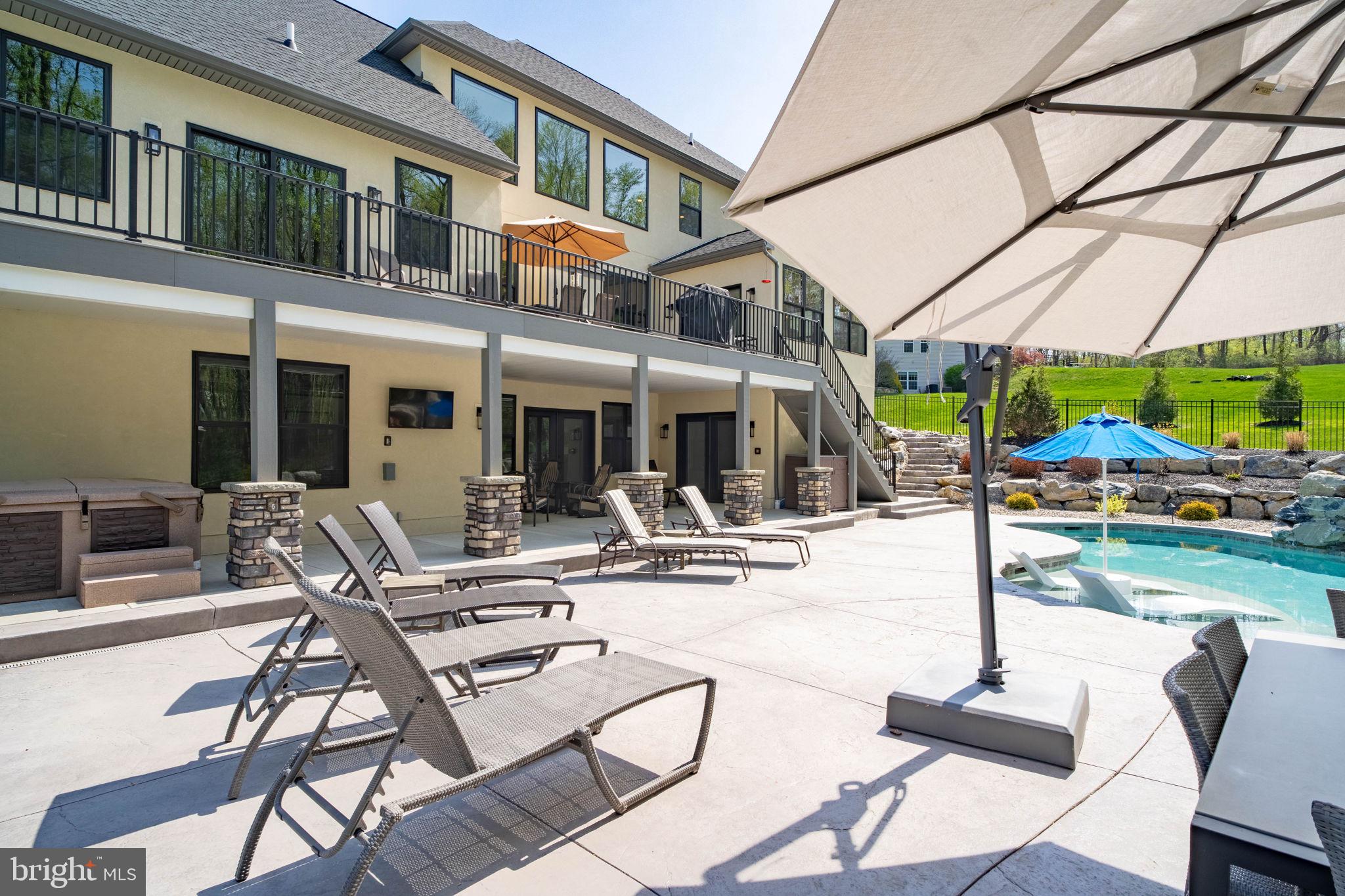 OAK HILL - Residential