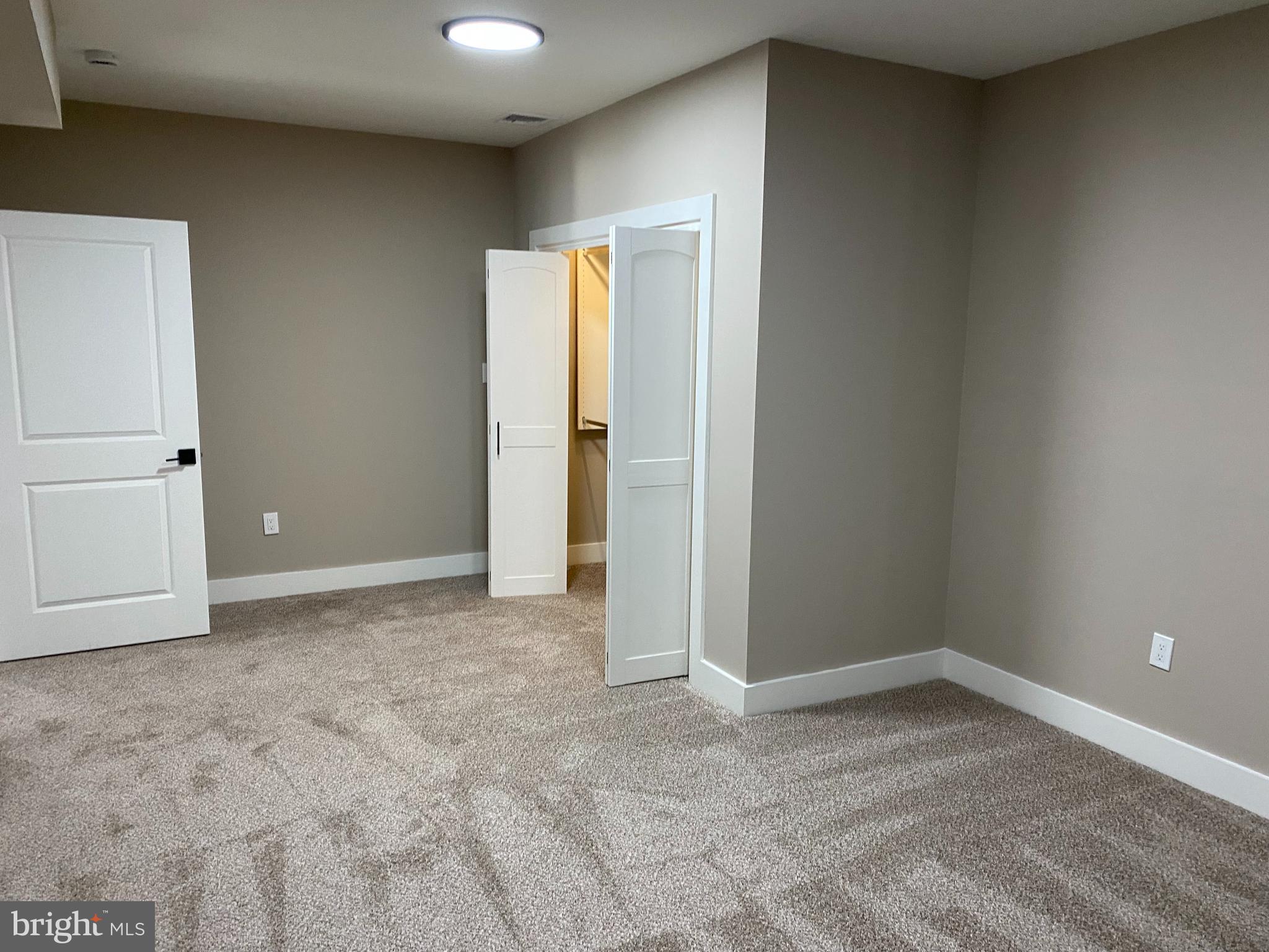 OAK HILL - Residential