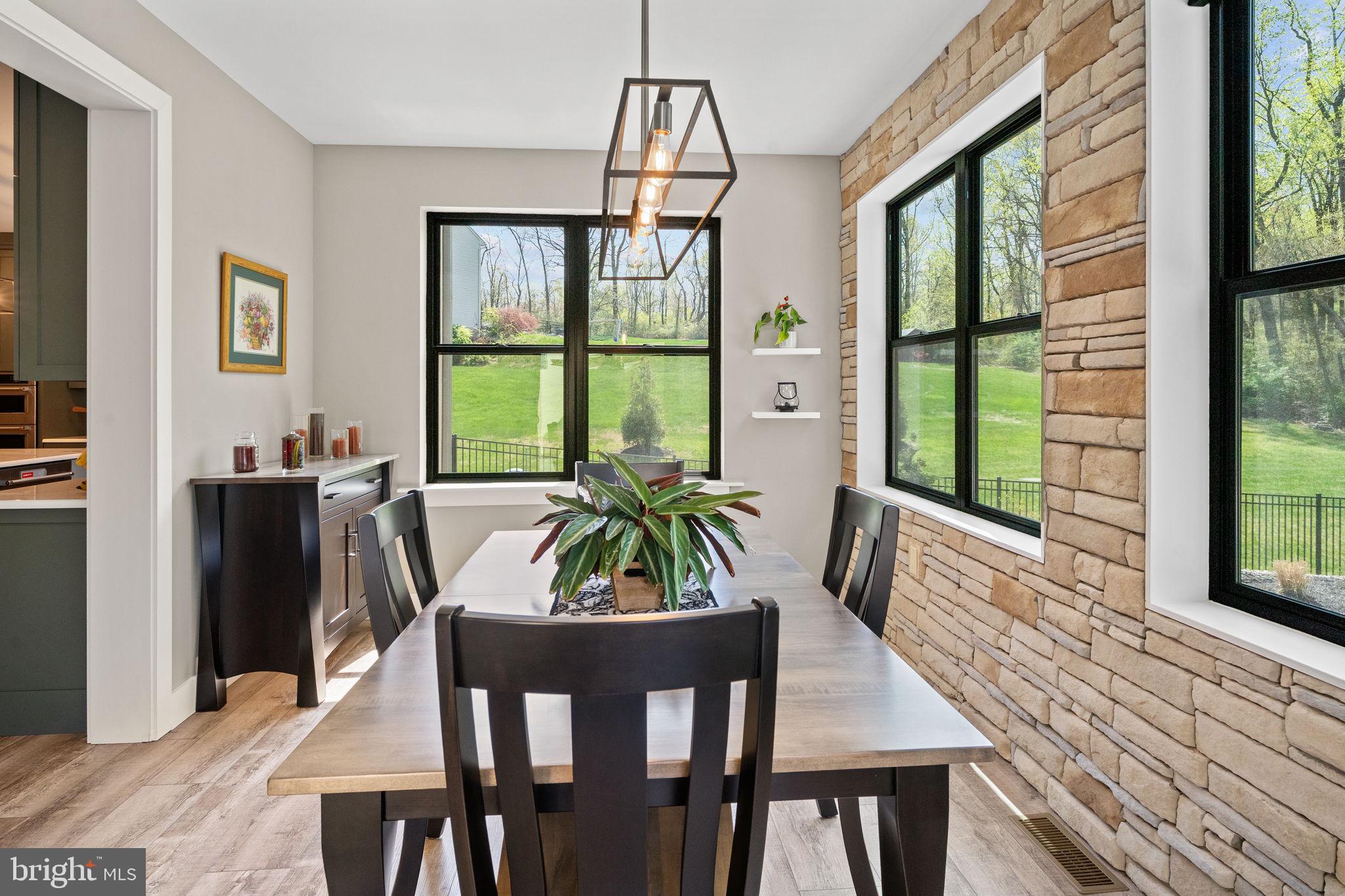 OAK HILL - Residential