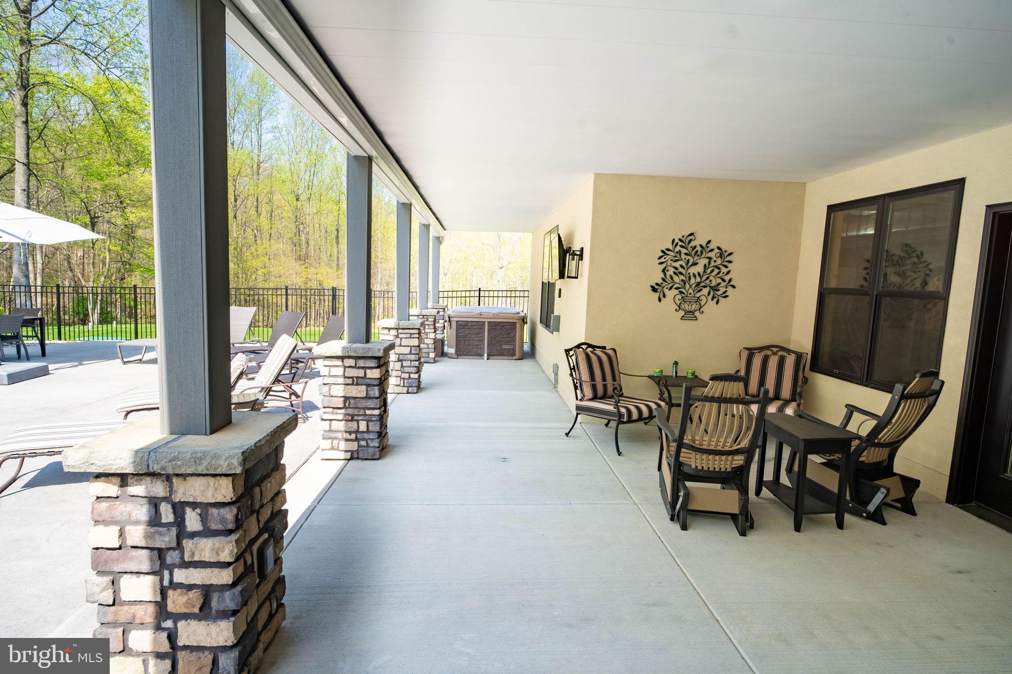 OAK HILL - Residential