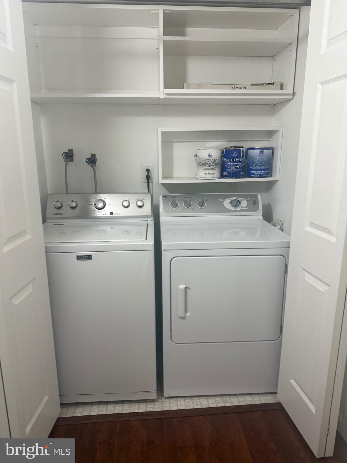 OLD FORGE CROSSING - Residential Lease