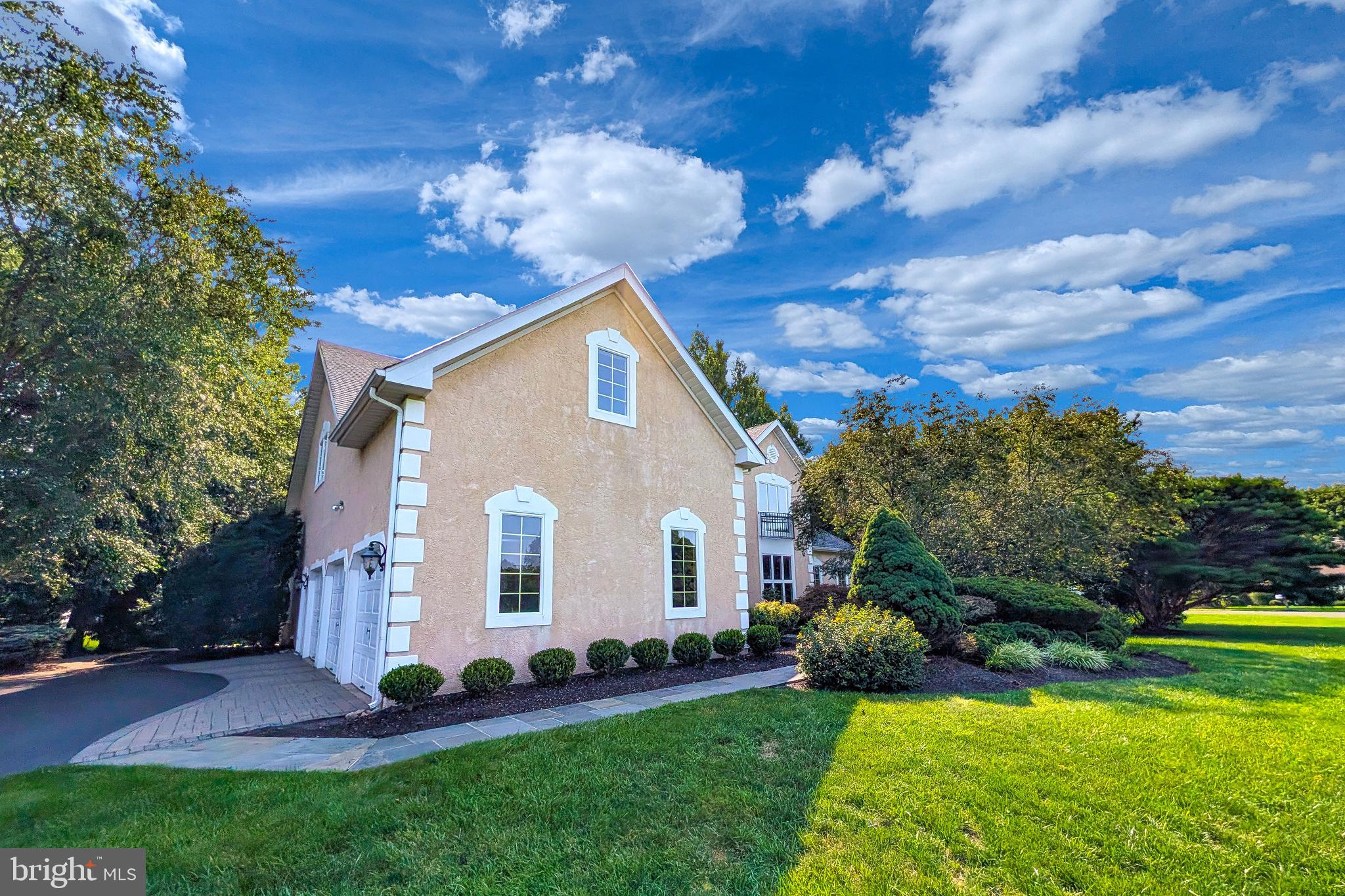 22 PHEASANT RUN ROAD