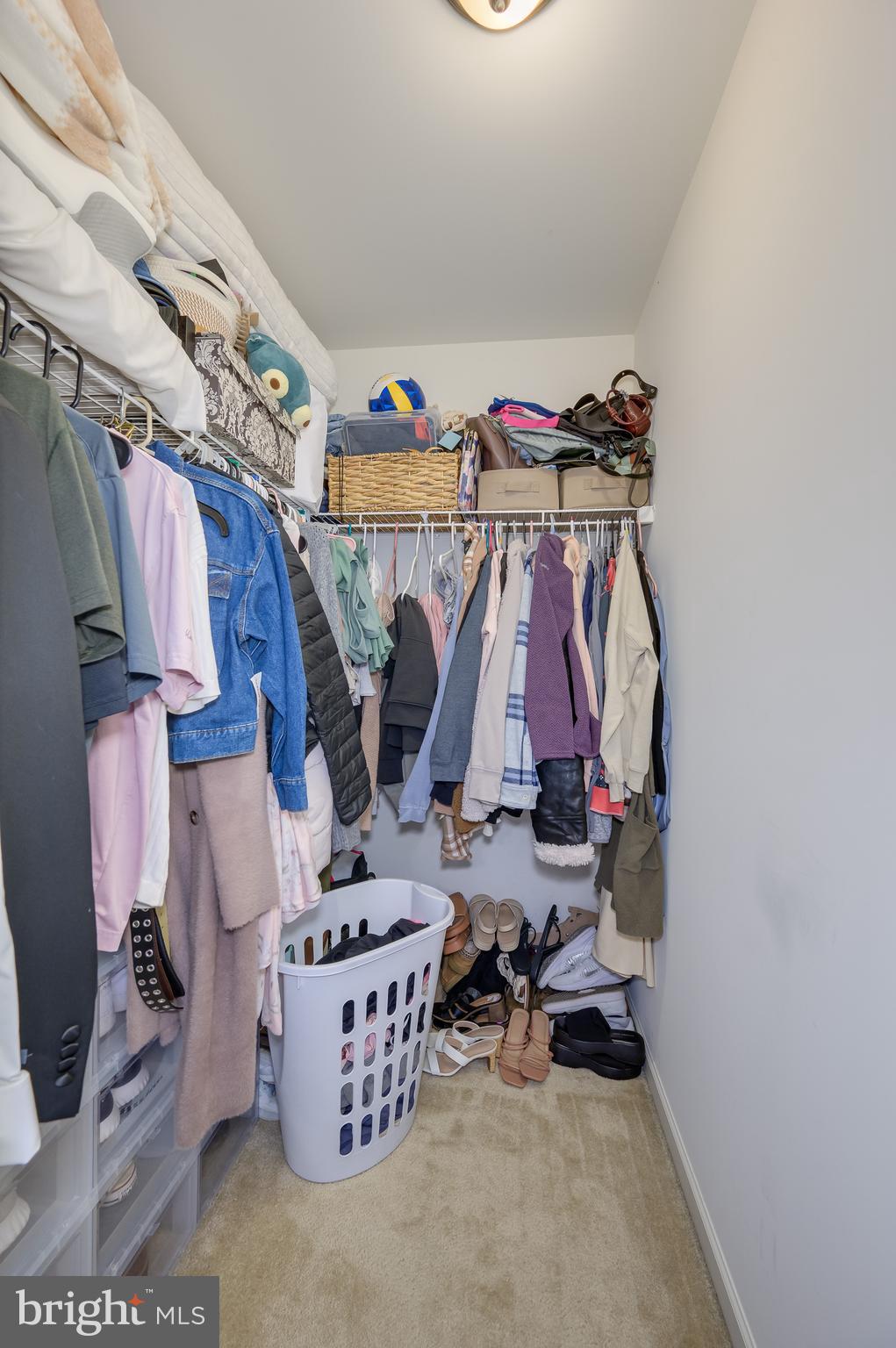 MANOR PARK - Residential