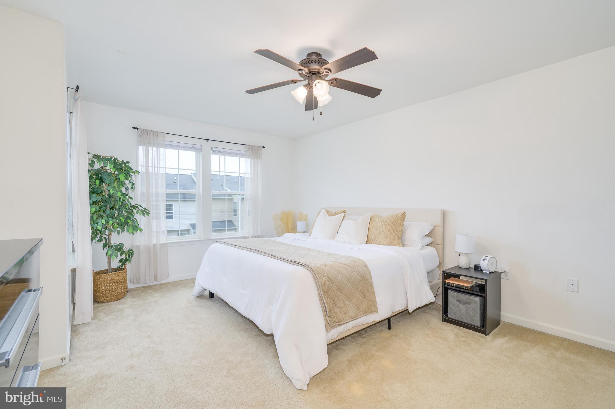 MANOR PARK - Residential