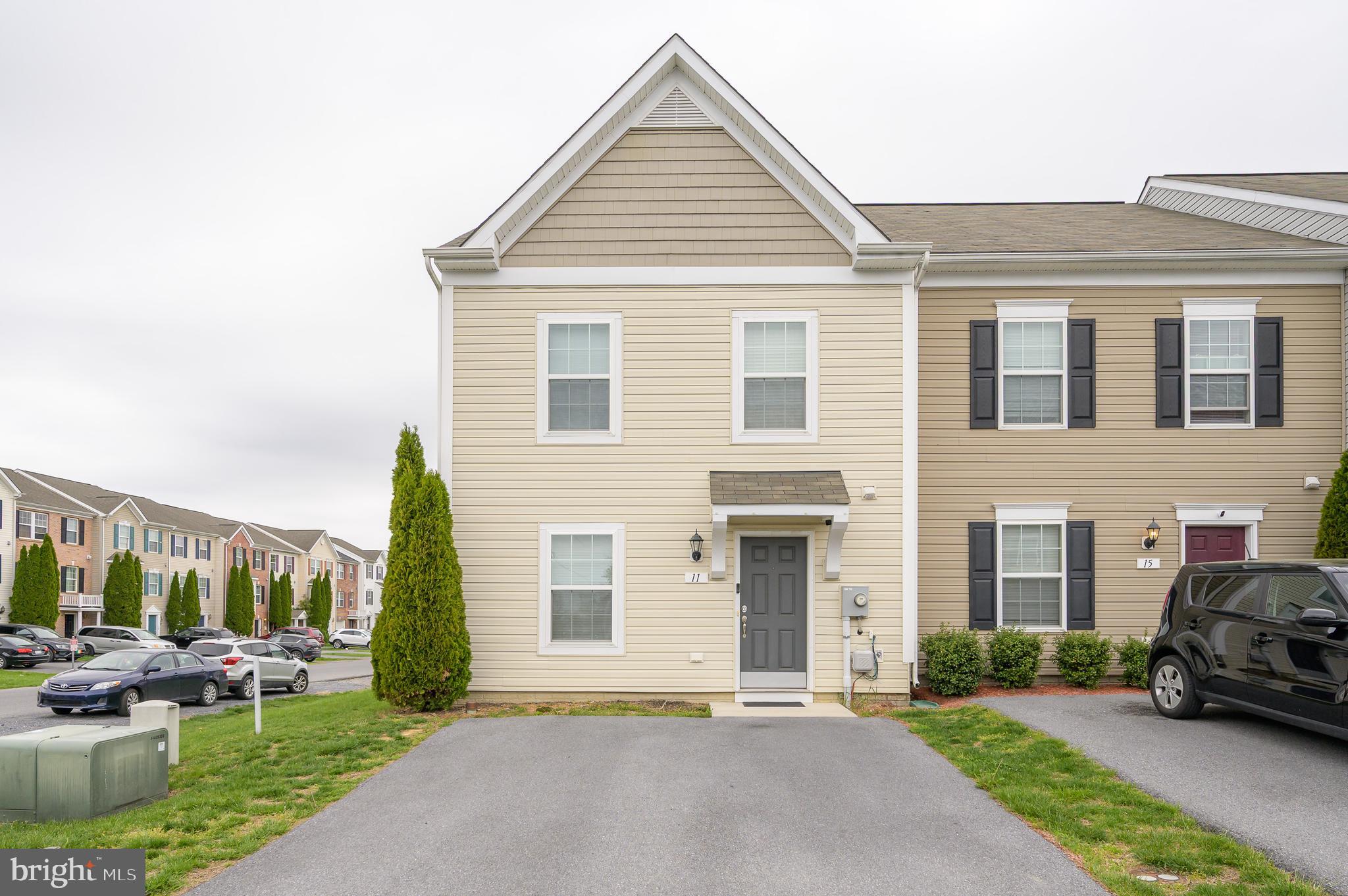 MANOR PARK - Residential