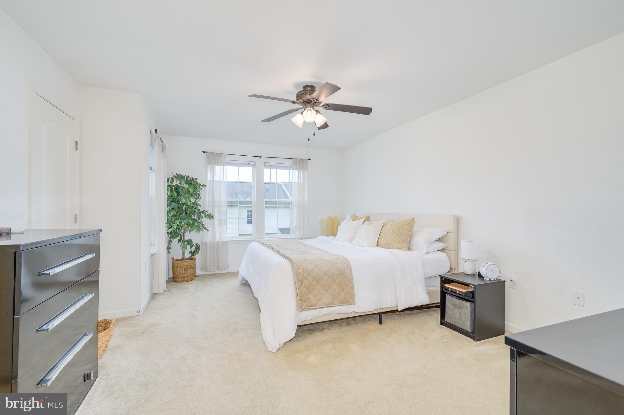 MANOR PARK - Residential