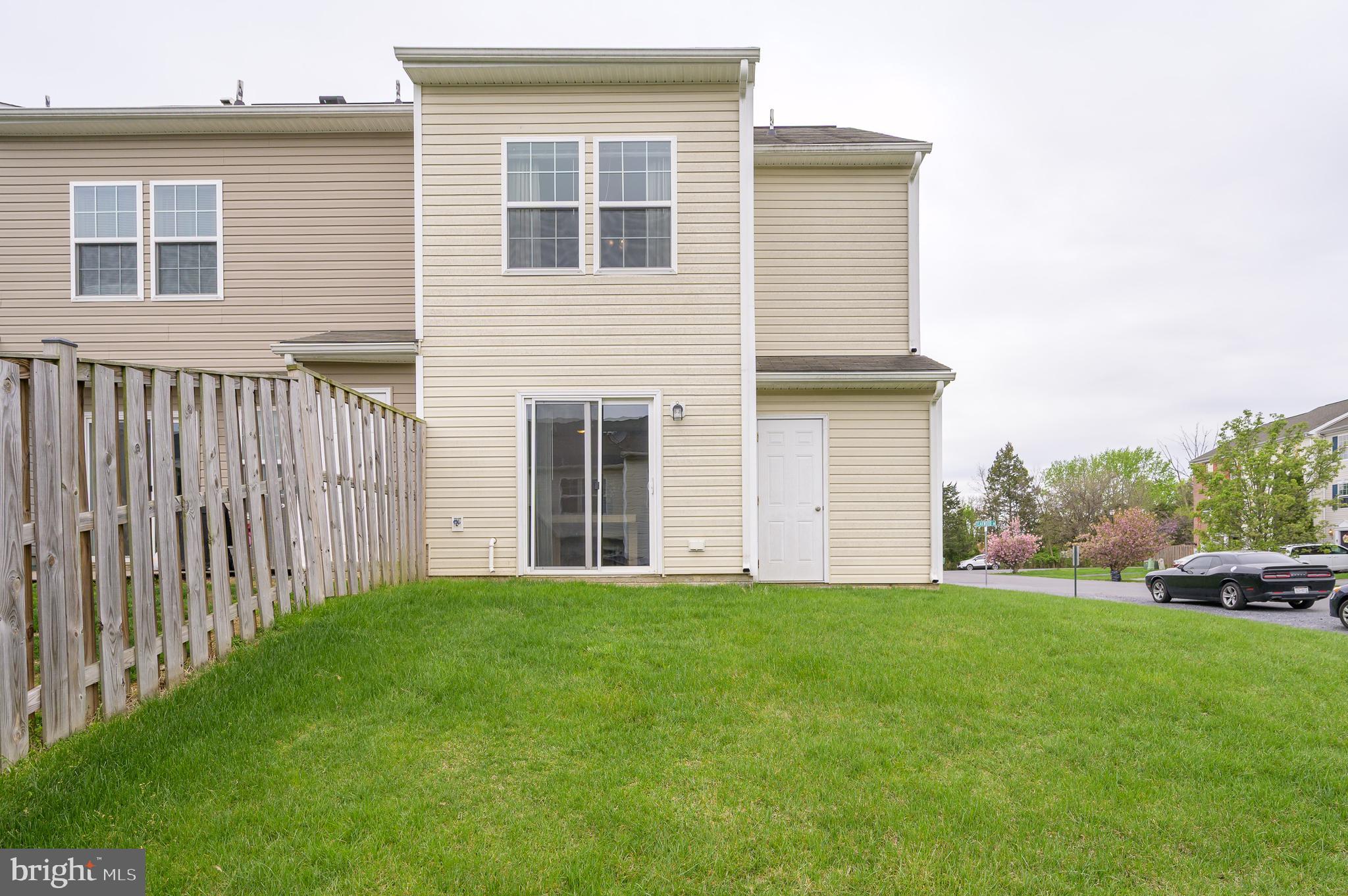 MANOR PARK - Residential