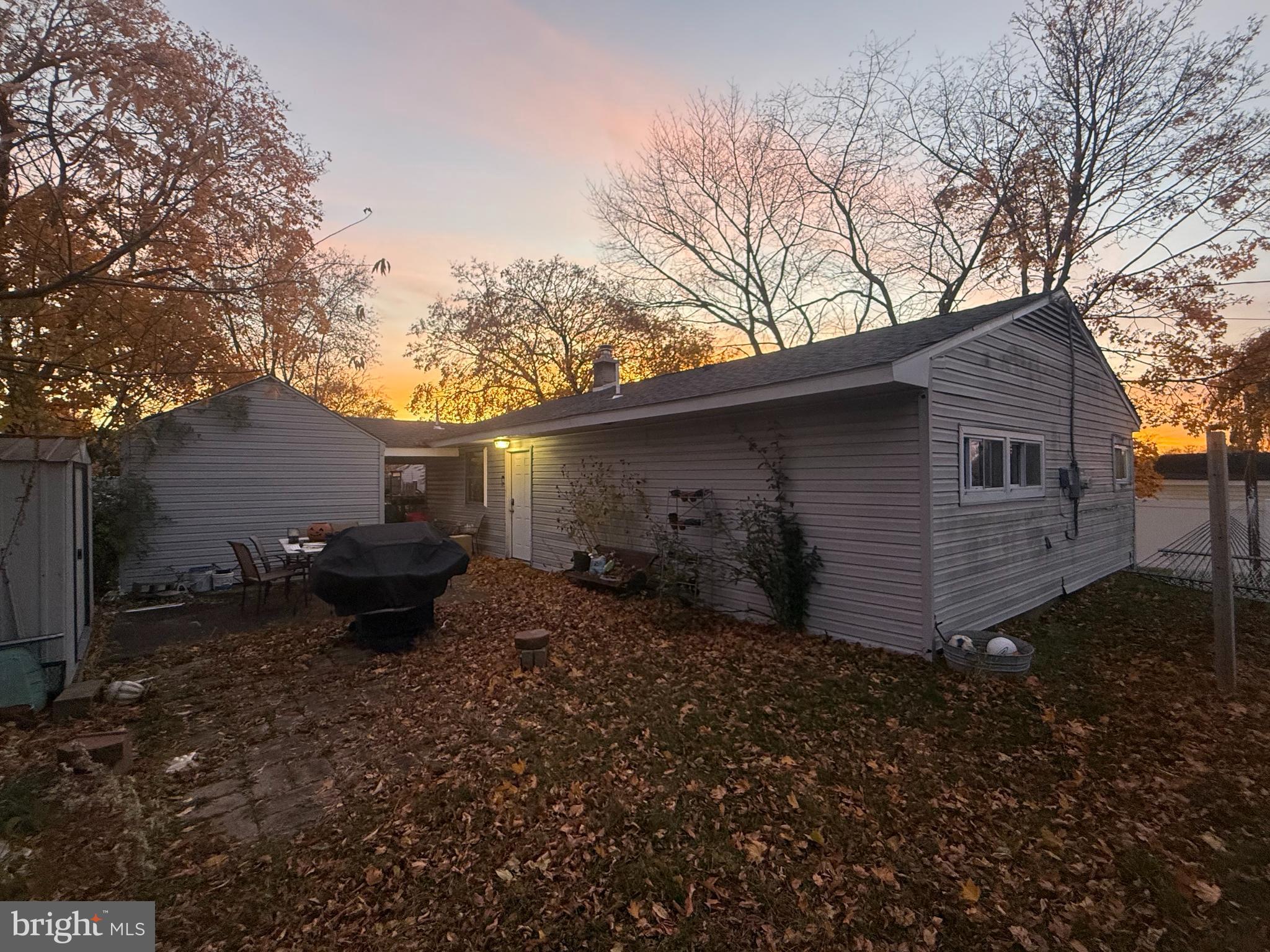 INDIAN CREEK - Residential