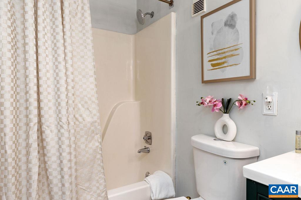 WINTERGREEN RESORT - Residential