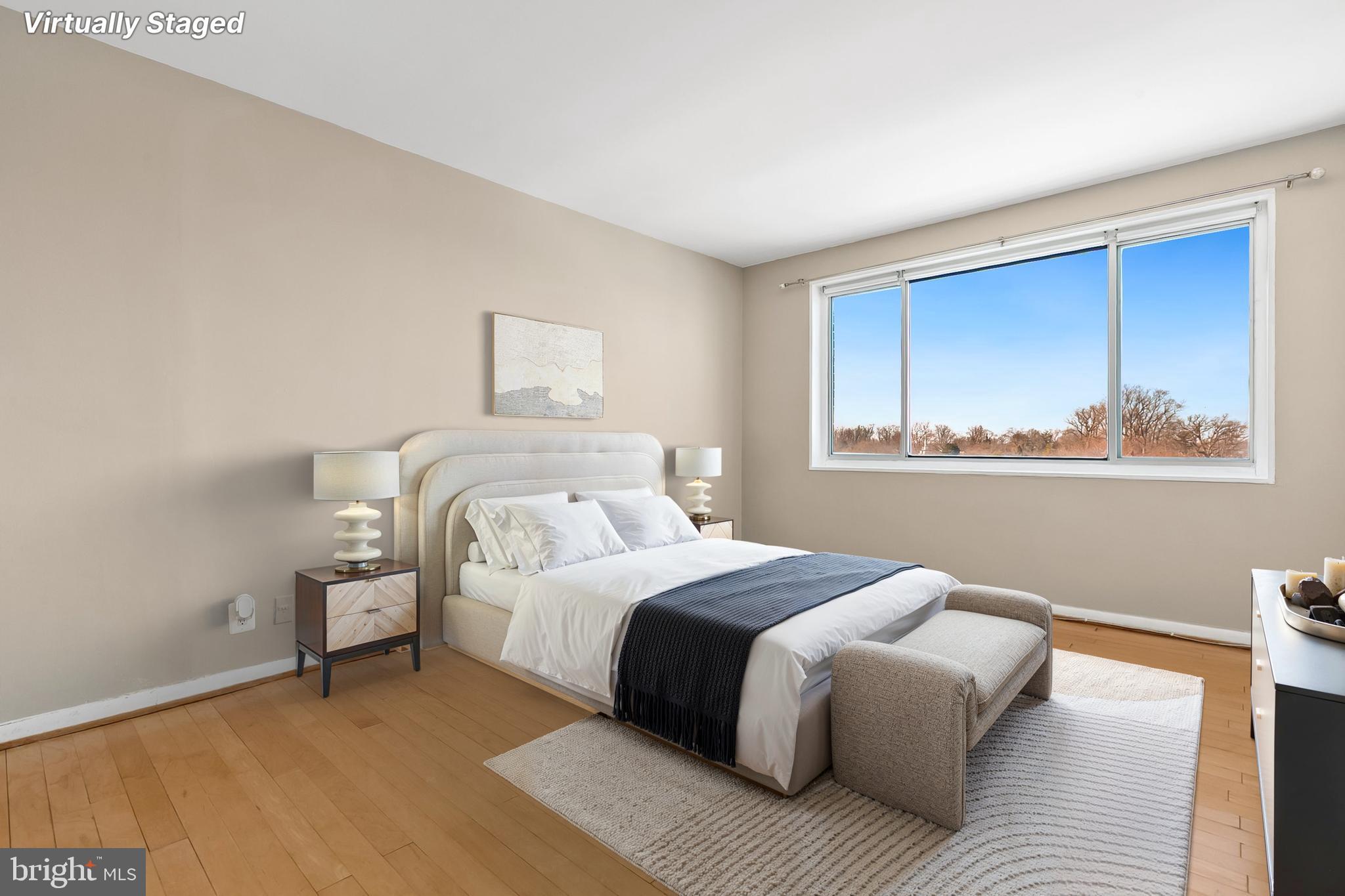 WHITEHALL - Residential