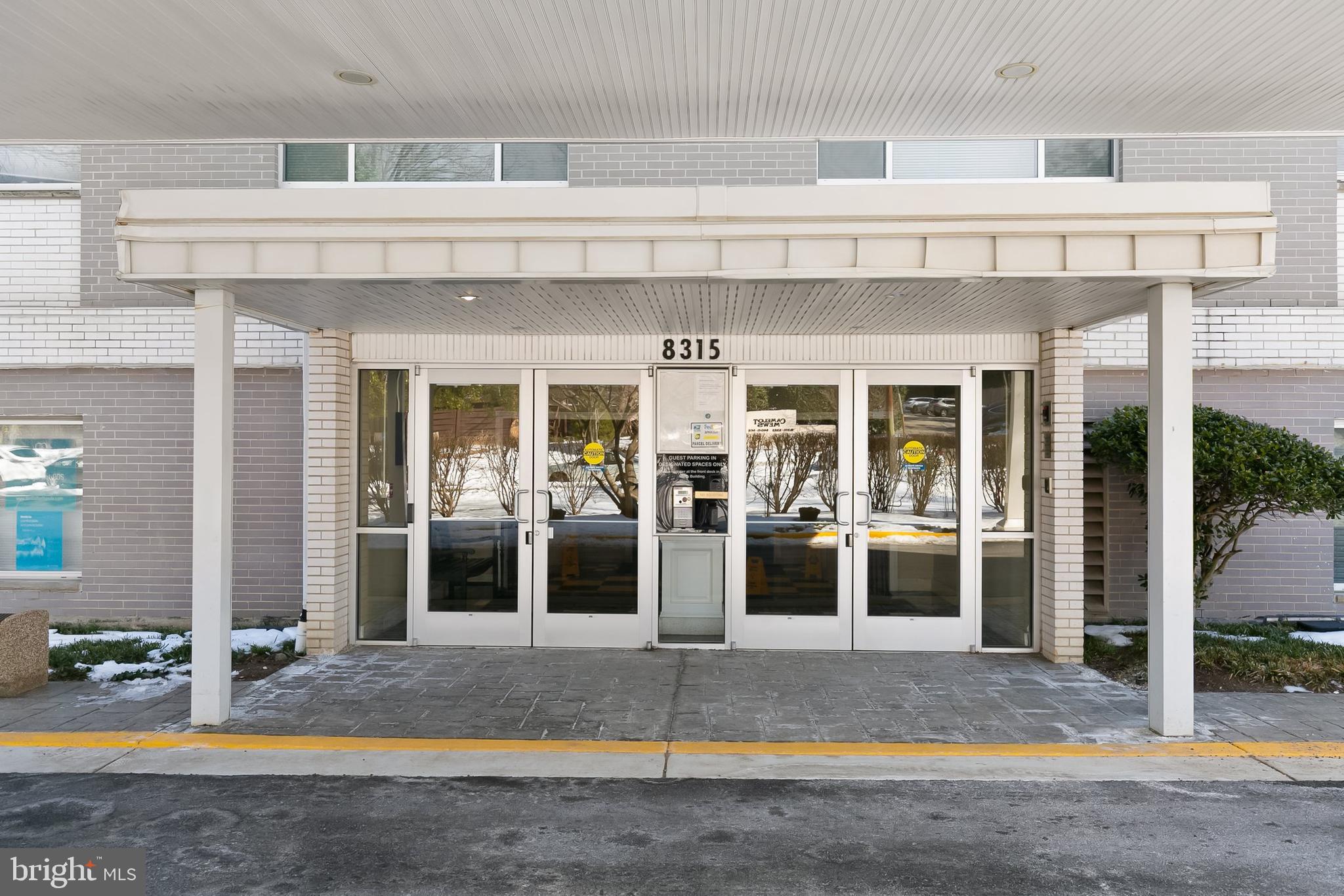 WHITEHALL - Residential