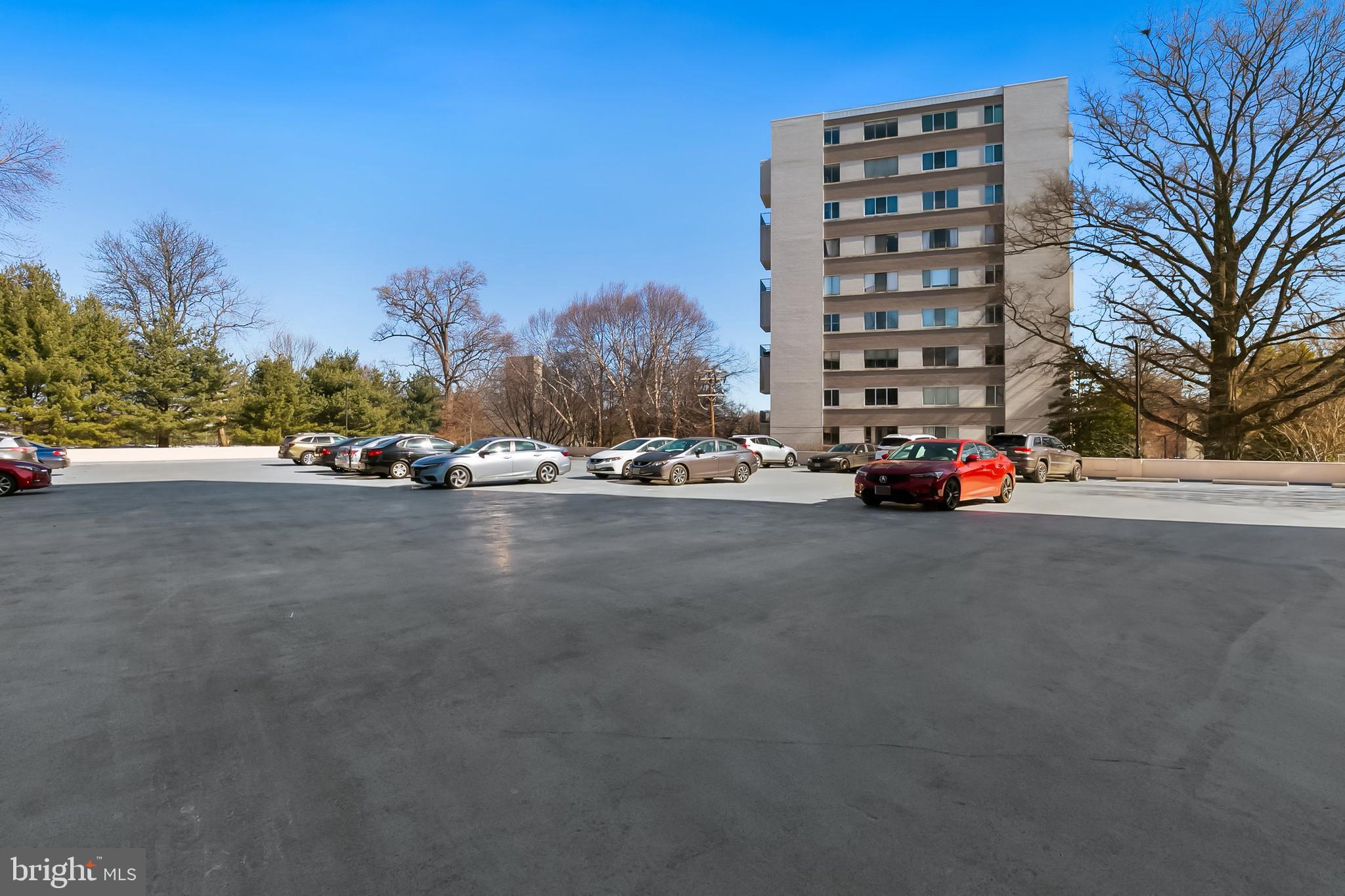 WHITEHALL - Residential