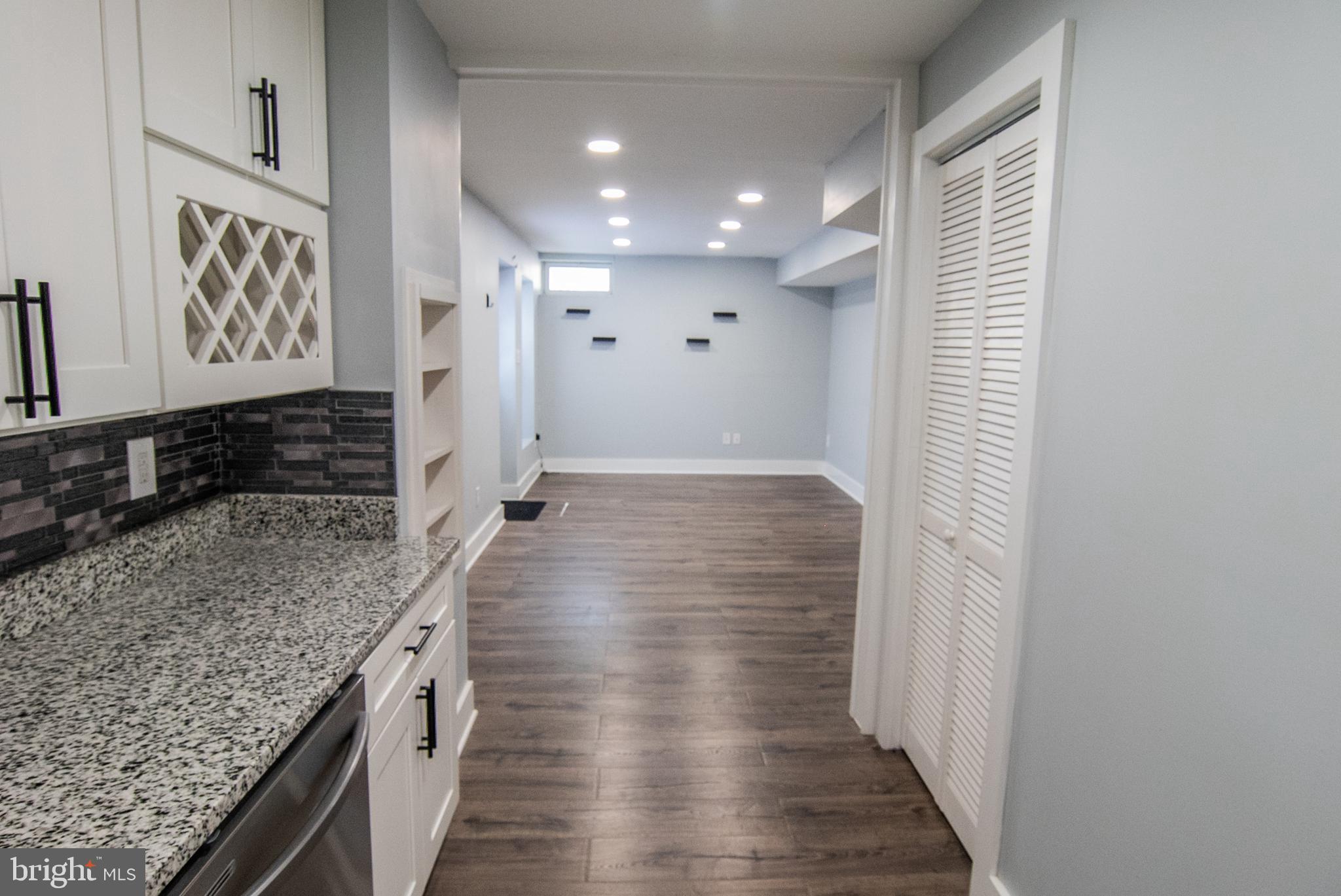 STAFFORD LAKES VILLAGE - Residential