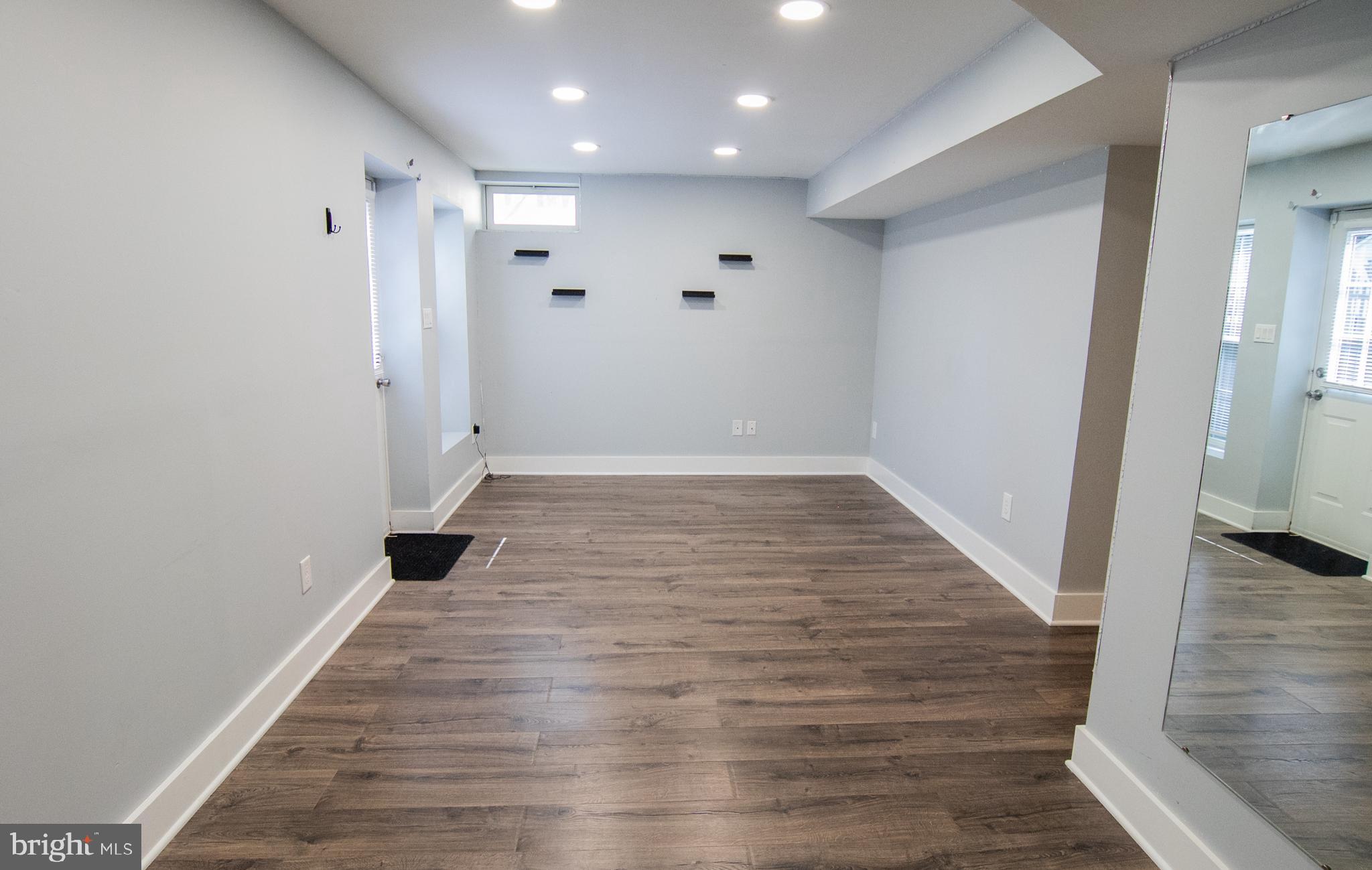 STAFFORD LAKES VILLAGE - Residential