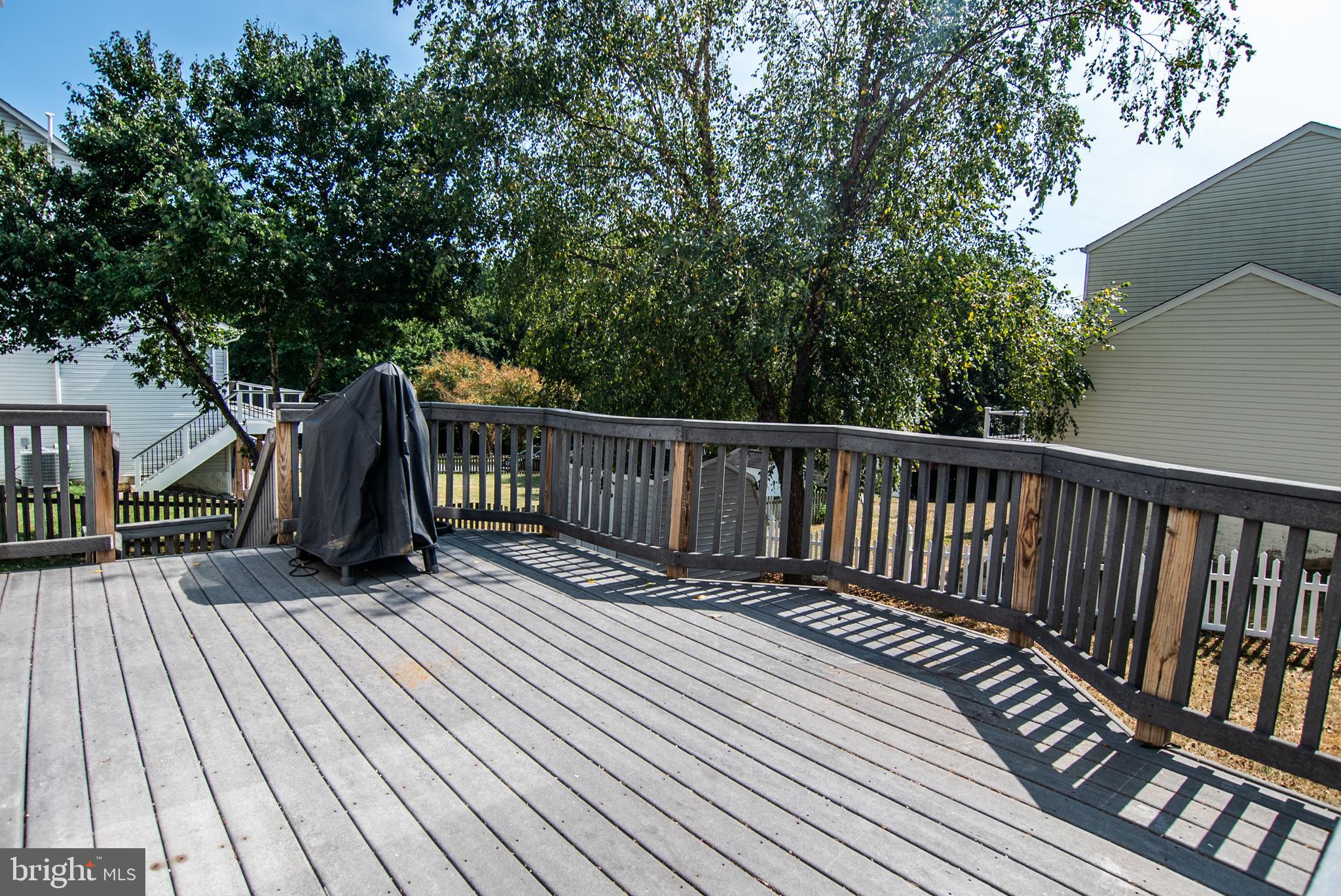 STAFFORD LAKES VILLAGE - Residential