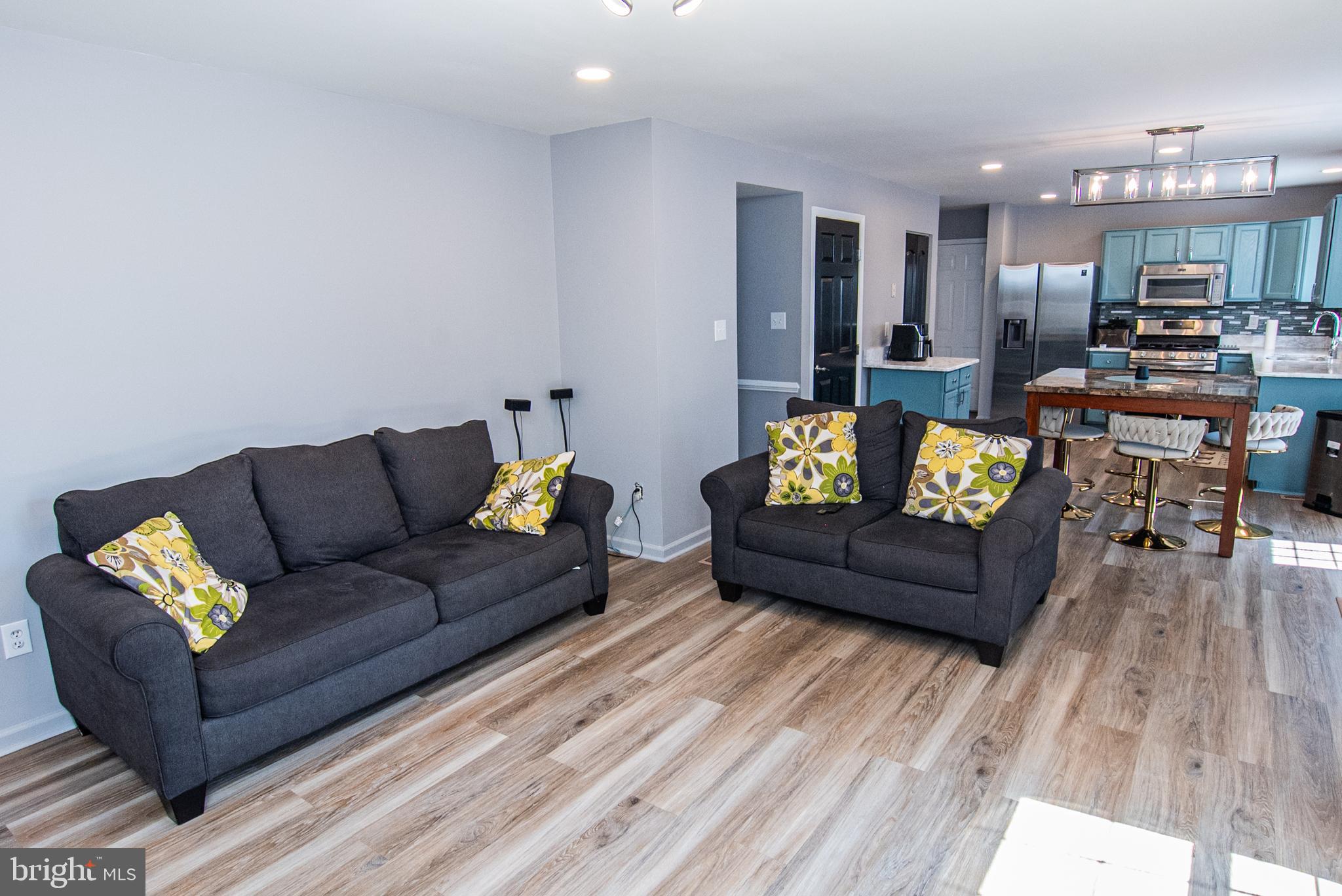 STAFFORD LAKES VILLAGE - Residential