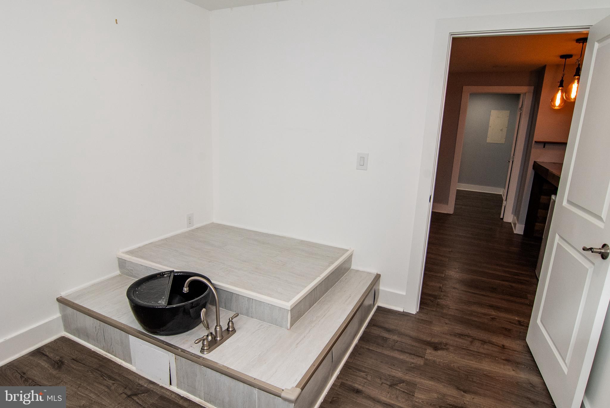 STAFFORD LAKES VILLAGE - Residential