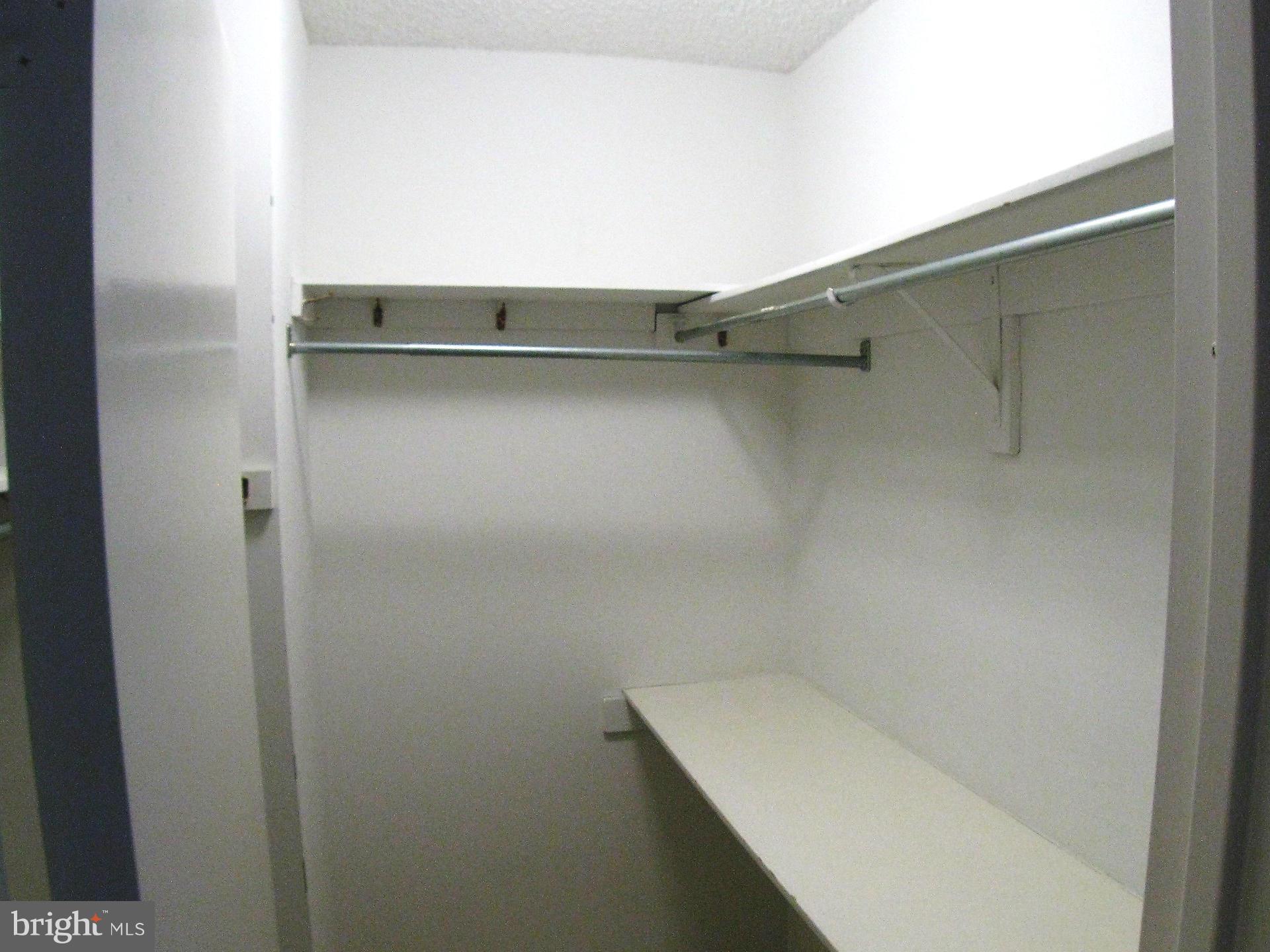 CRYSTAL GATEWAY - Residential