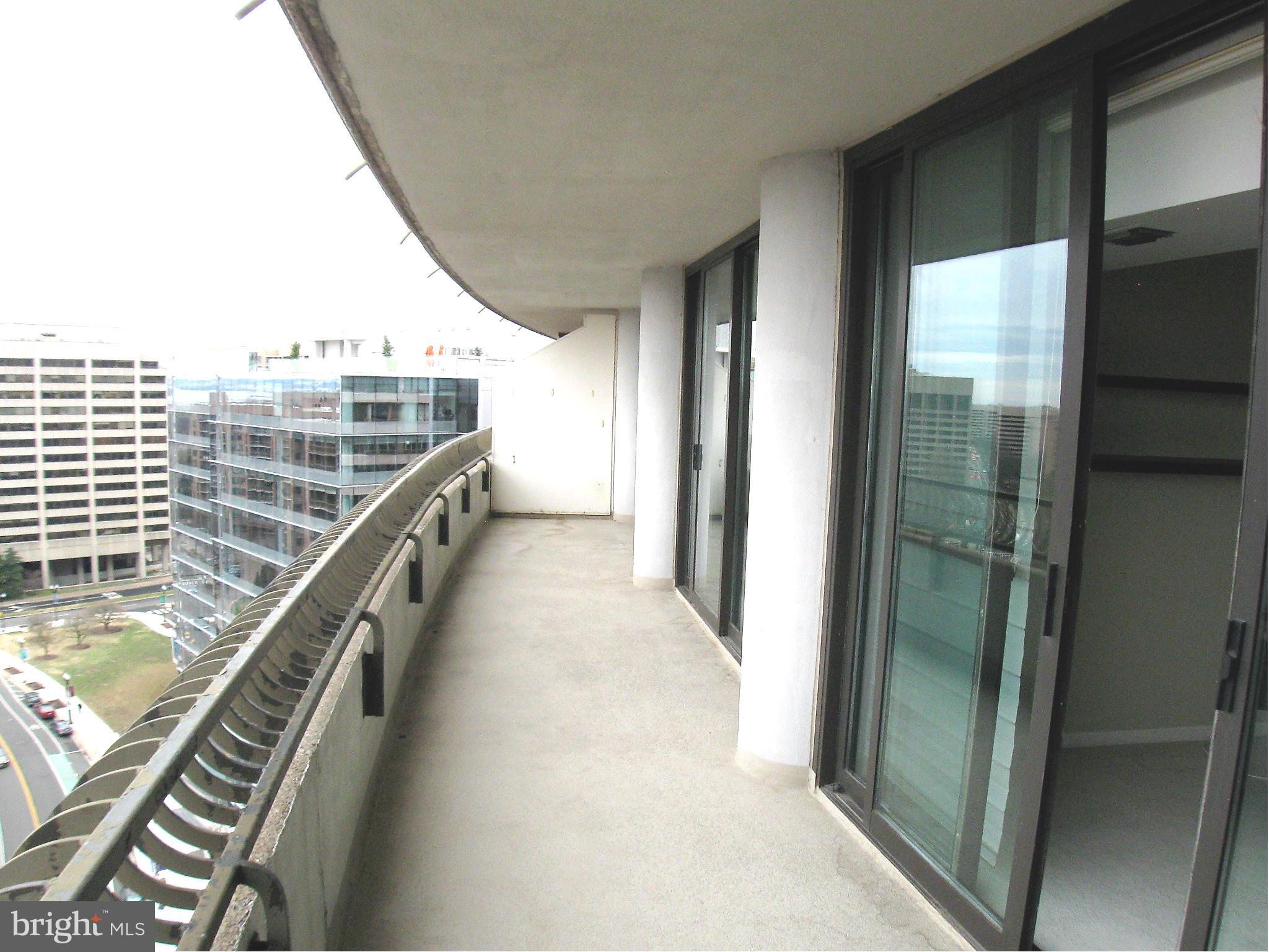 CRYSTAL GATEWAY - Residential