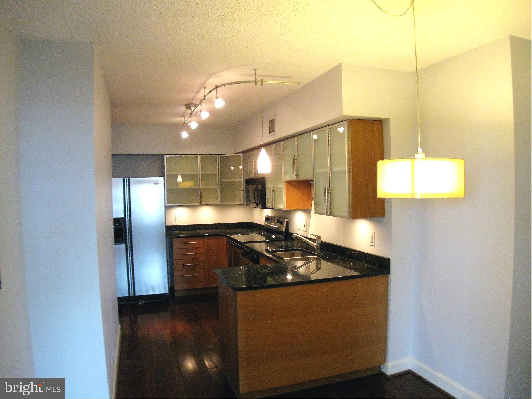 CRYSTAL GATEWAY - Residential