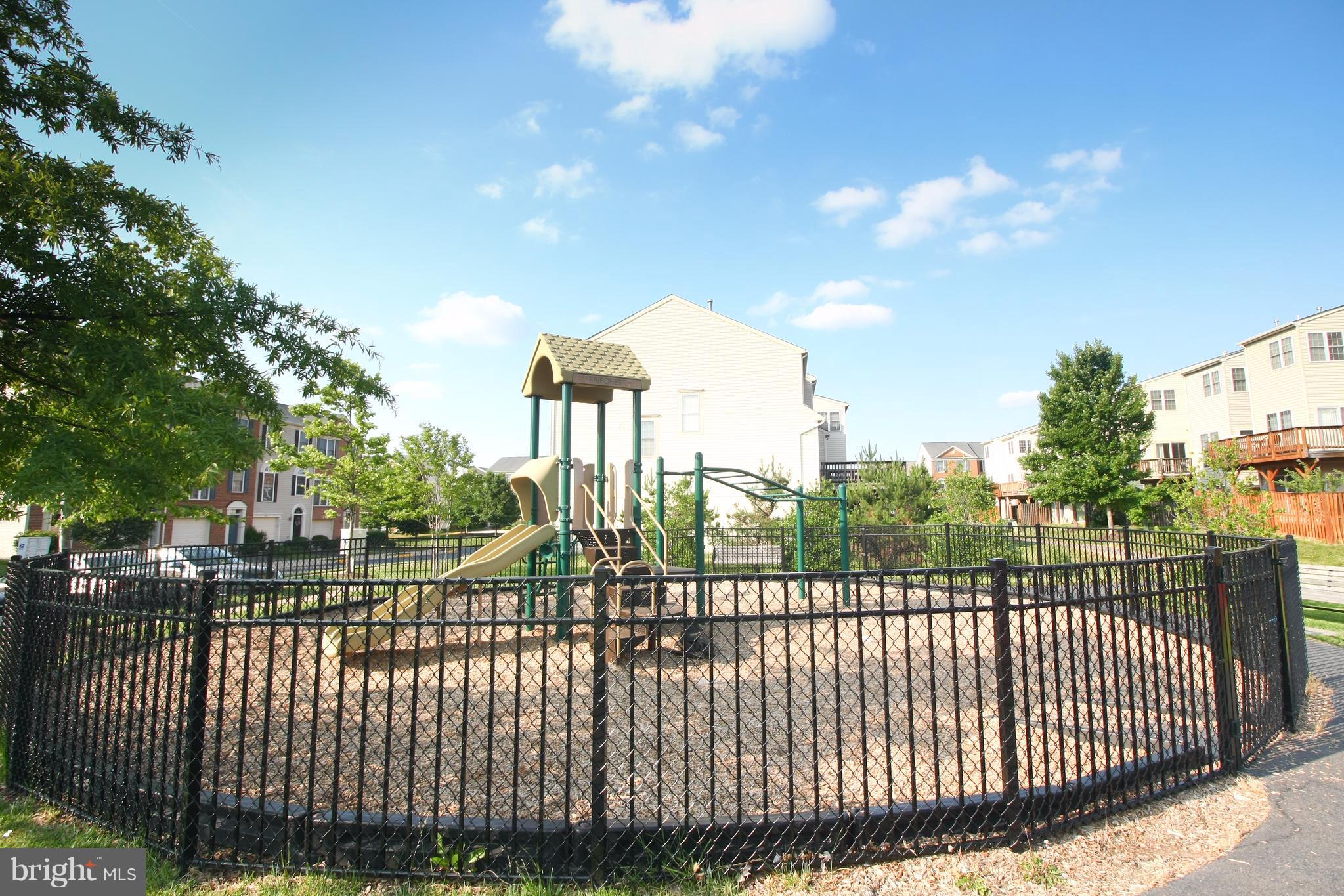 FAIRCREST - Residential