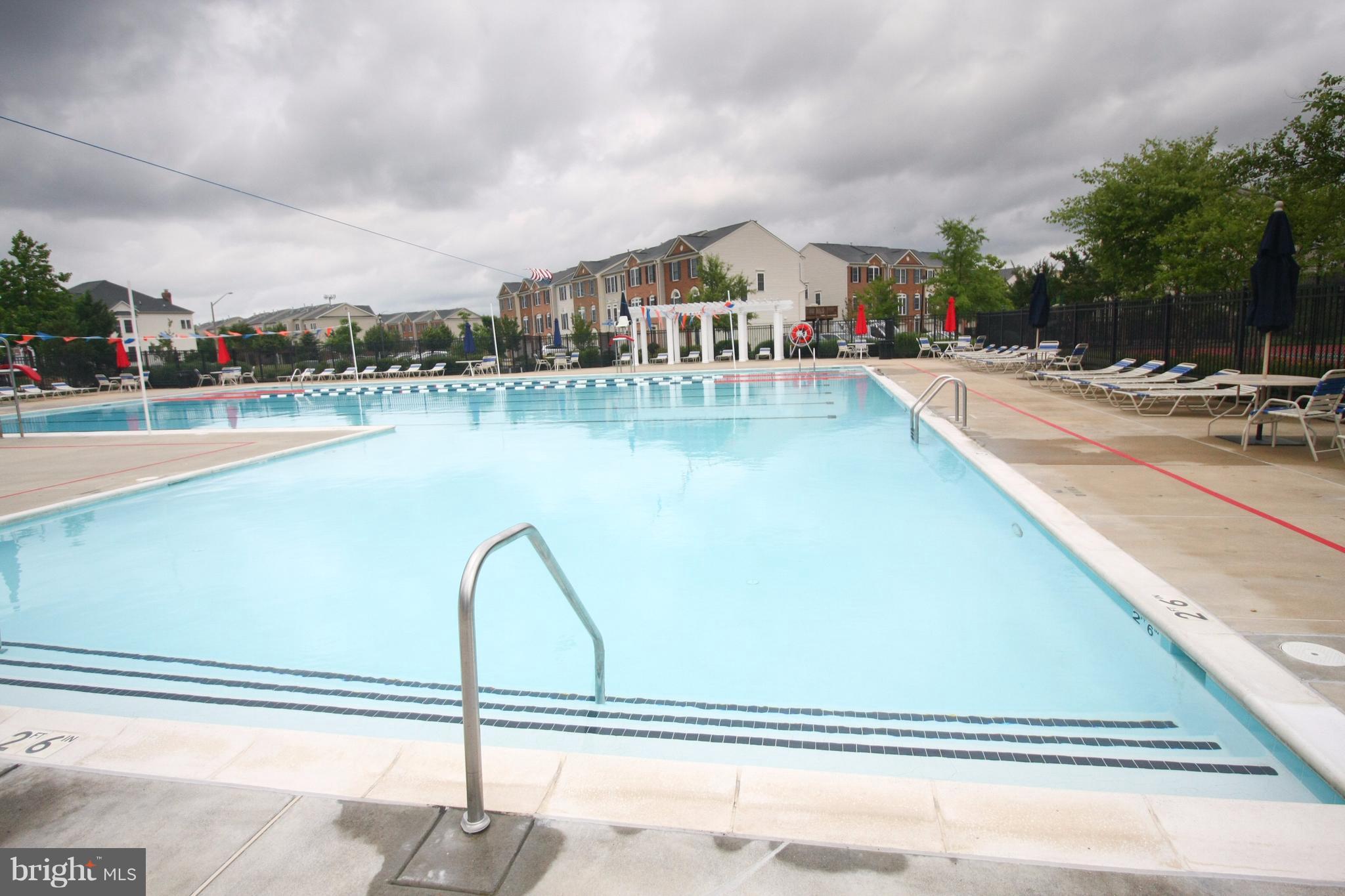 FAIRCREST - Residential