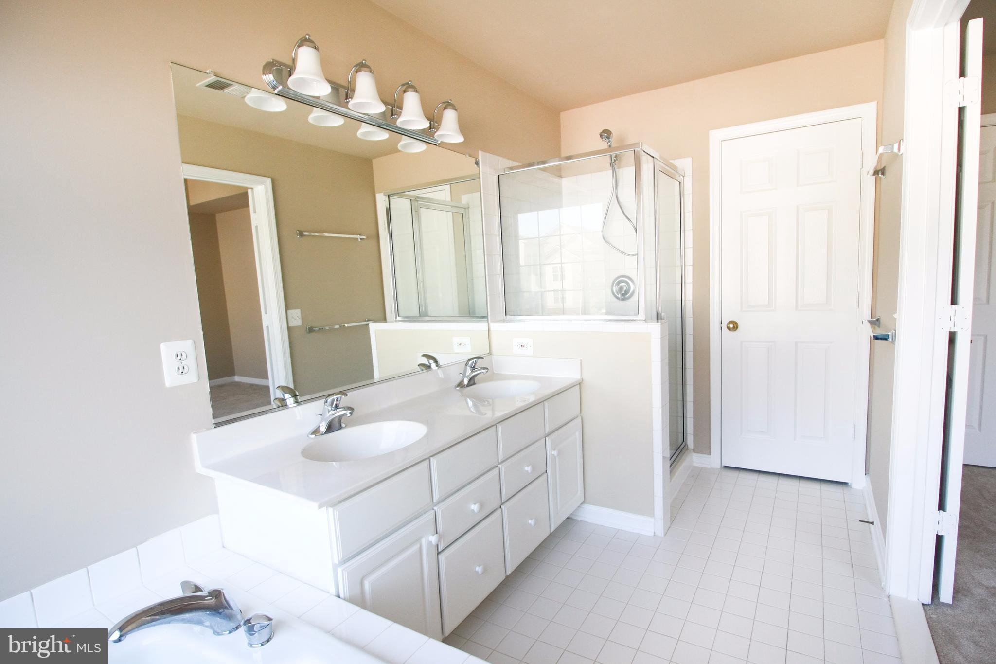 FAIRCREST - Residential