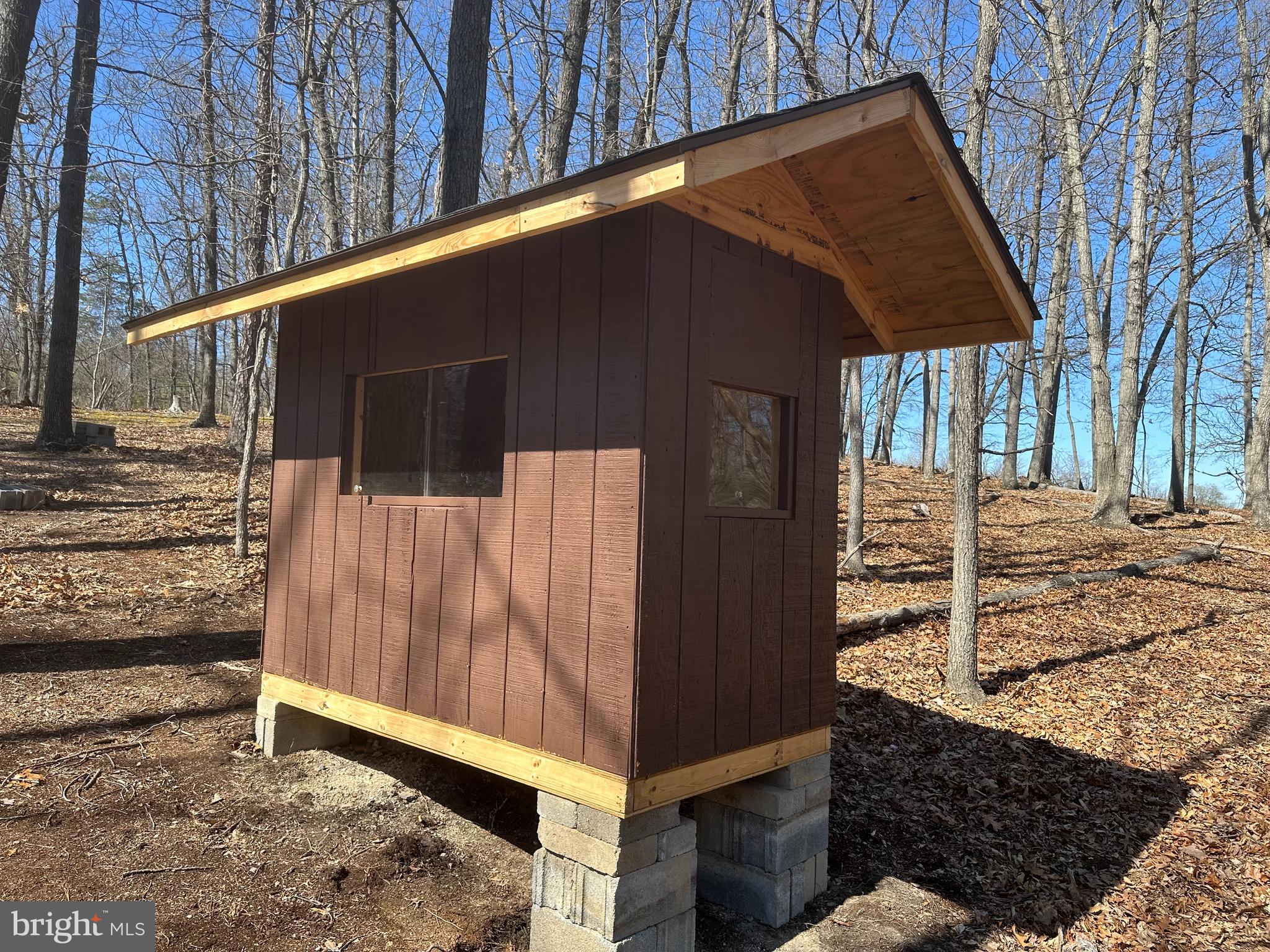 PATTERSON ESTATES - Land