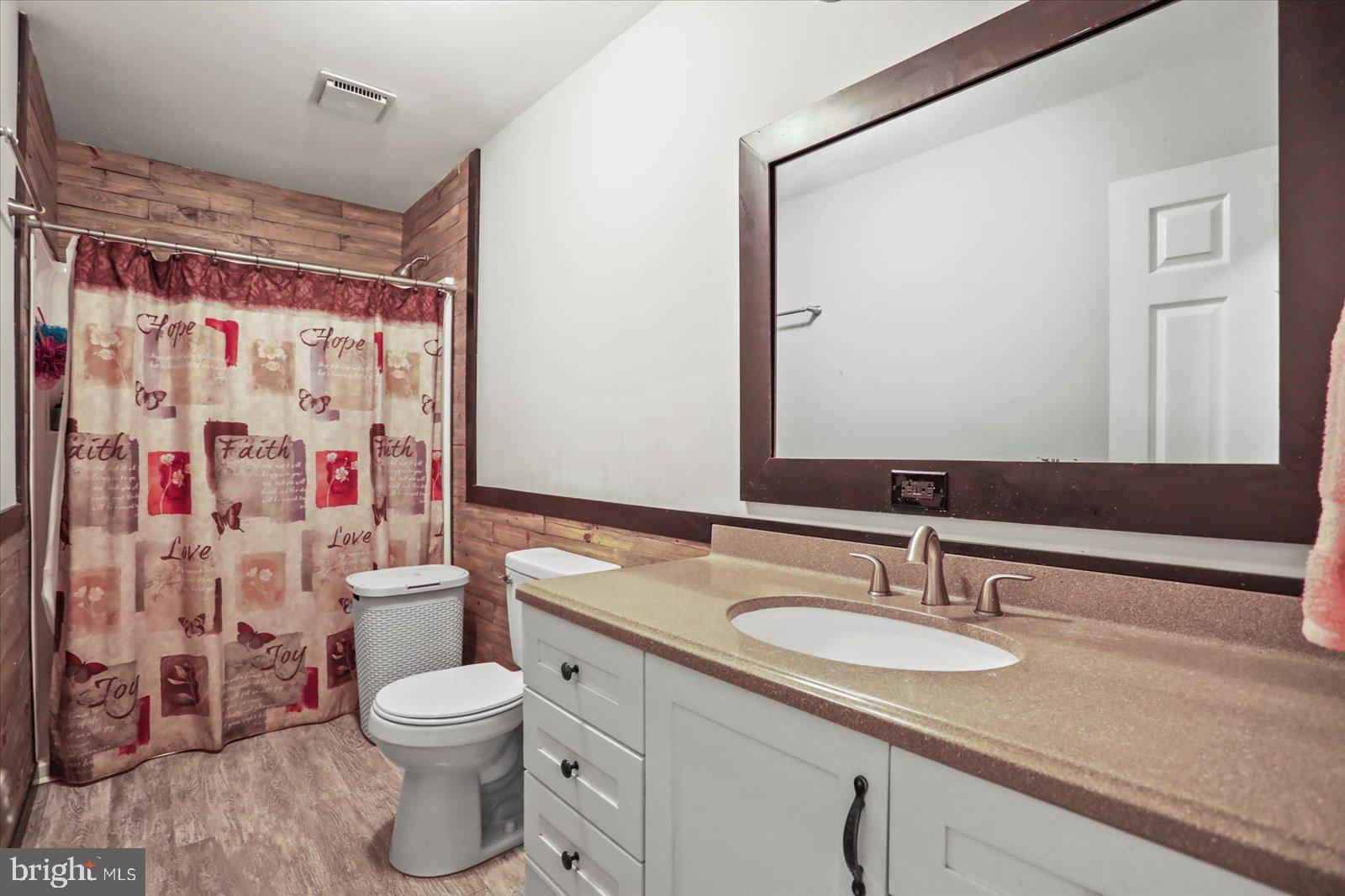 MISTY ACRES - Residential