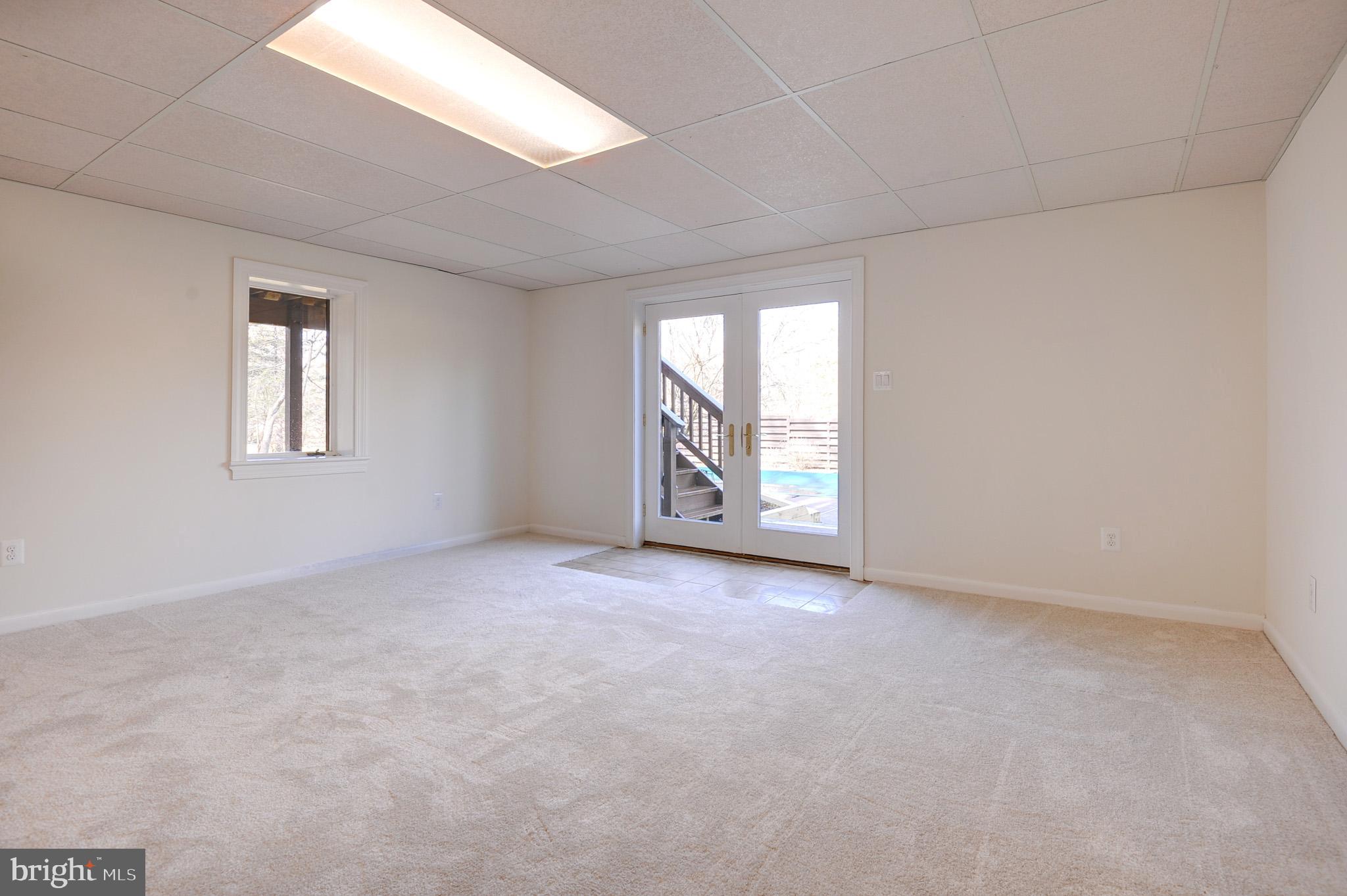 EQUESTRIAN PARK - Residential