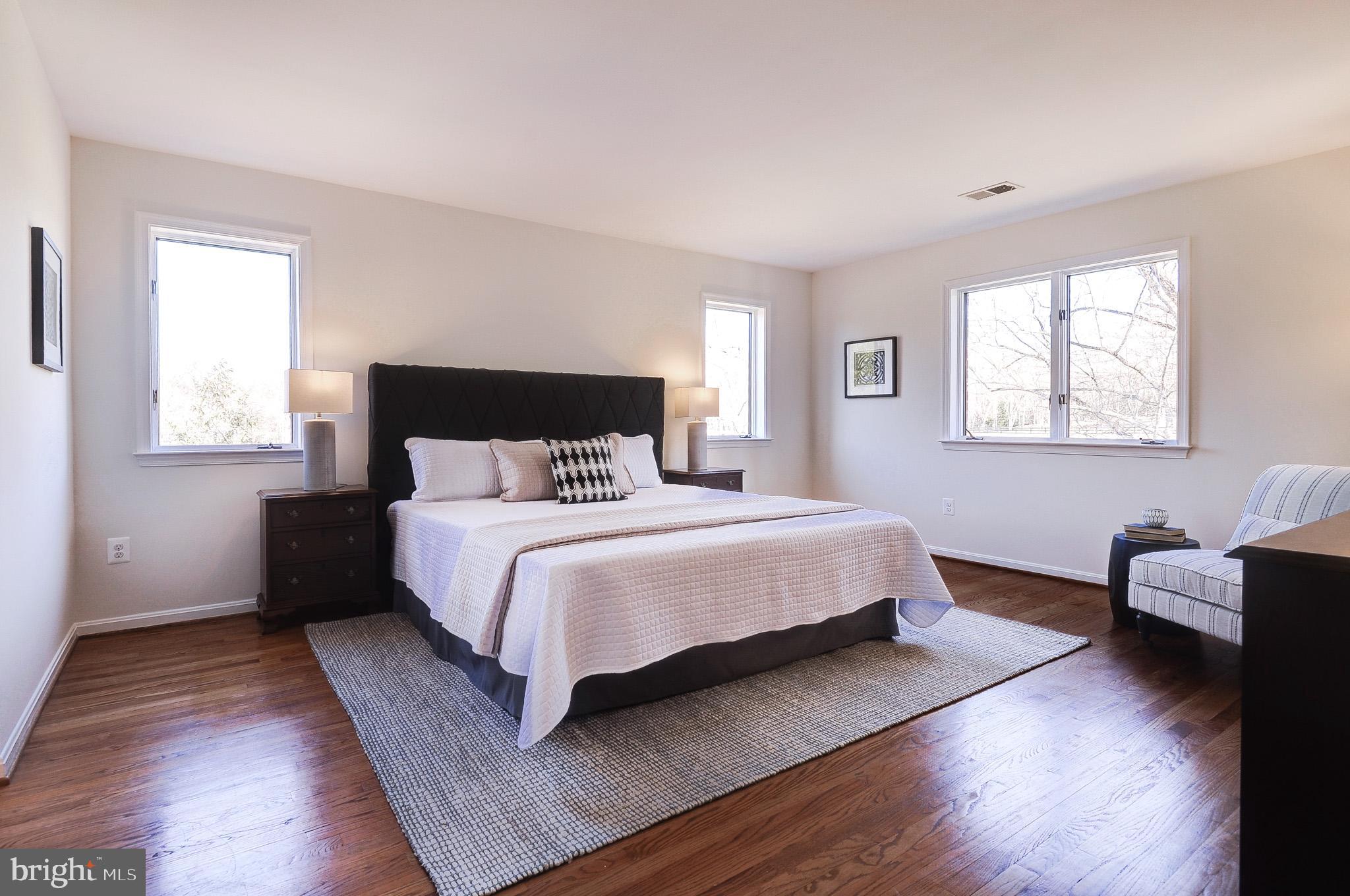 EQUESTRIAN PARK - Residential