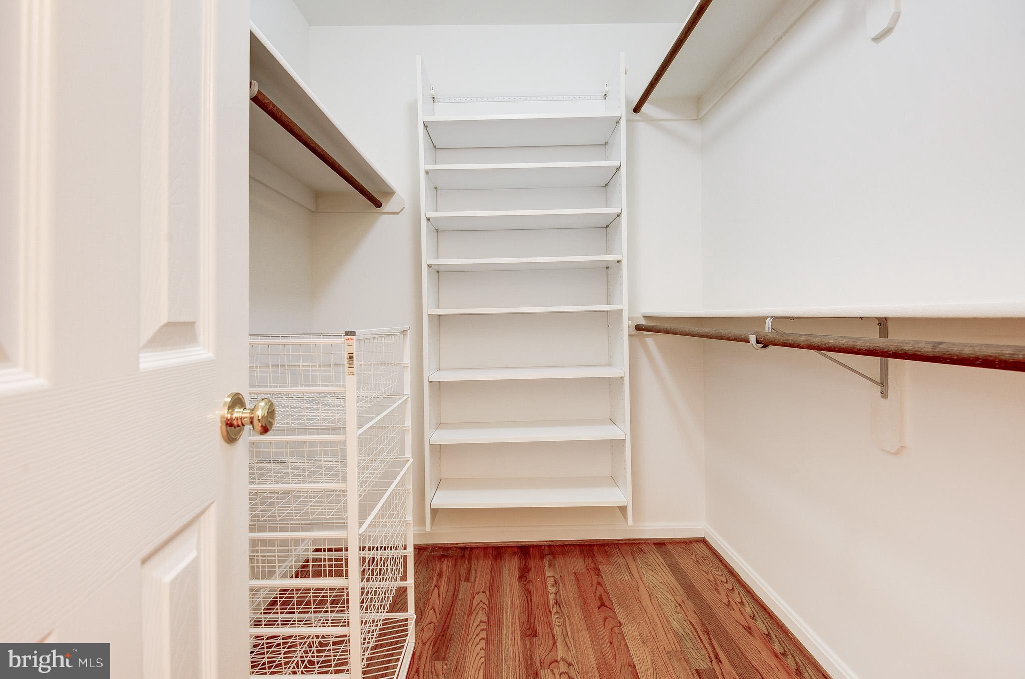 EQUESTRIAN PARK - Residential