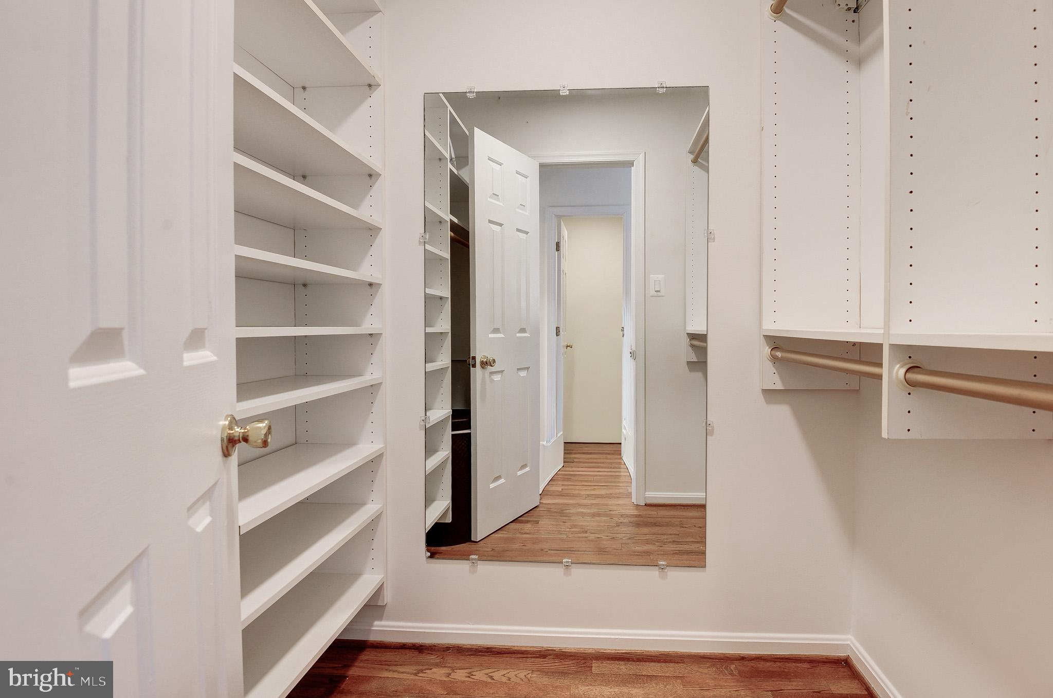 EQUESTRIAN PARK - Residential