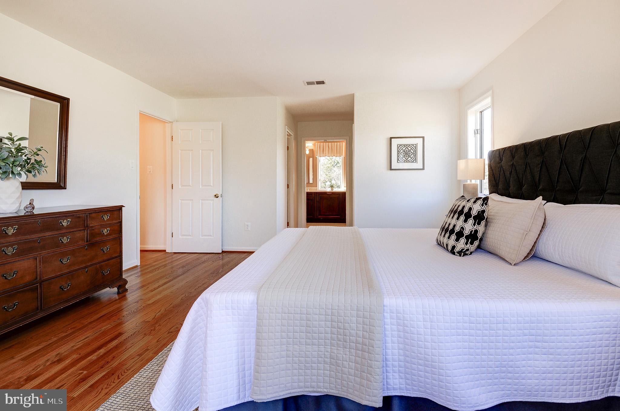 EQUESTRIAN PARK - Residential