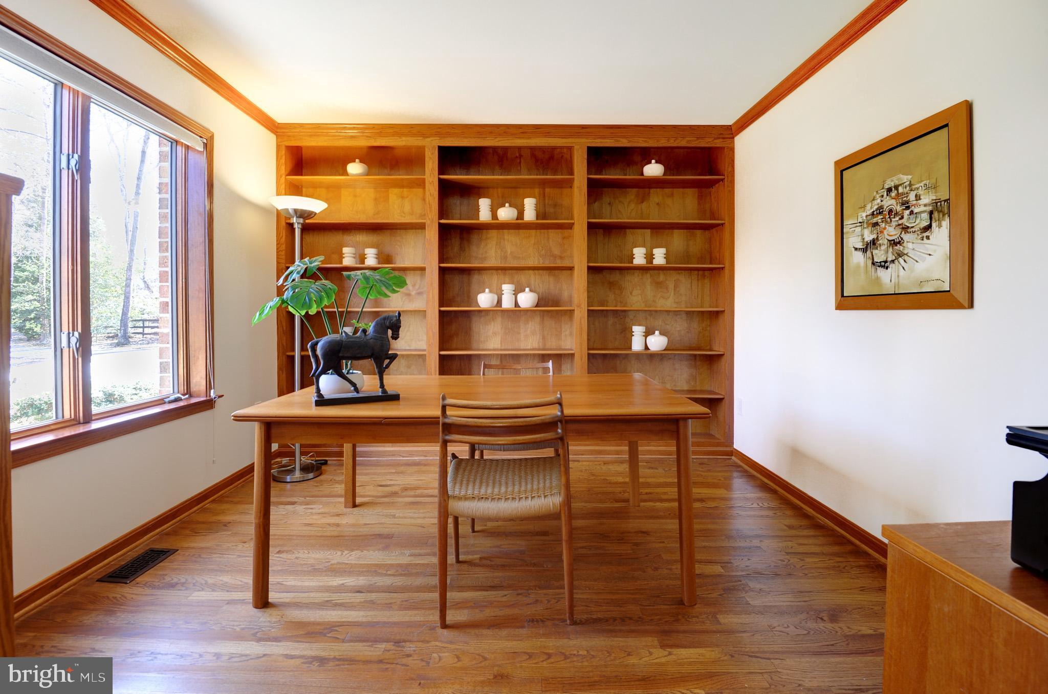 EQUESTRIAN PARK - Residential