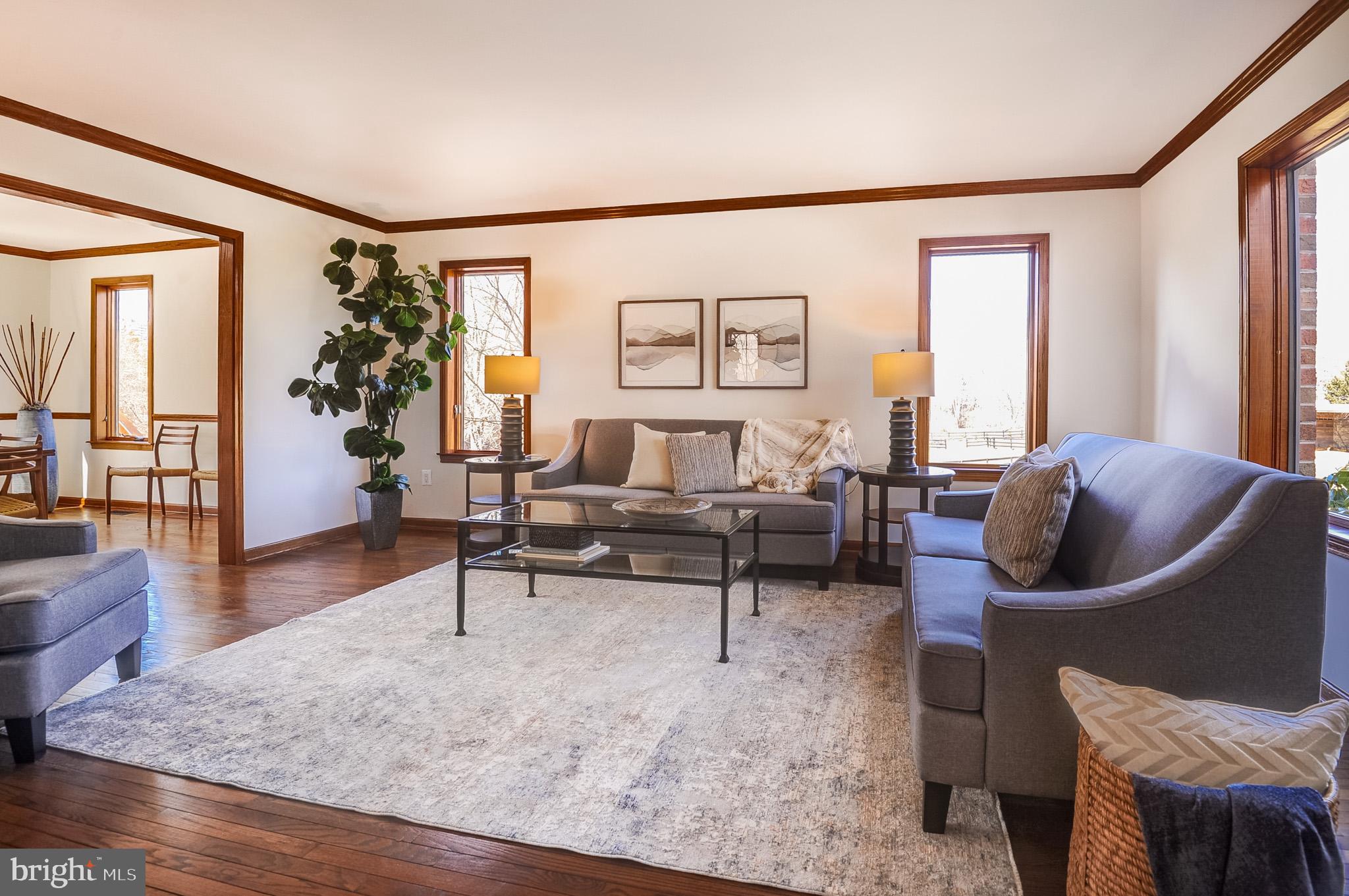 EQUESTRIAN PARK - Residential