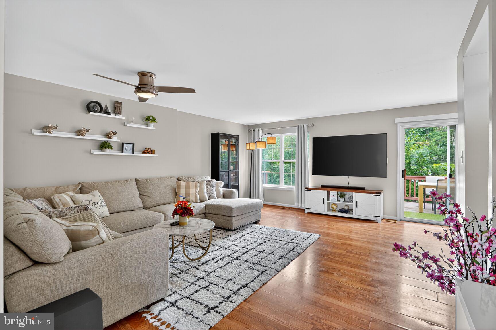 11082 CLOVERTREE COURT