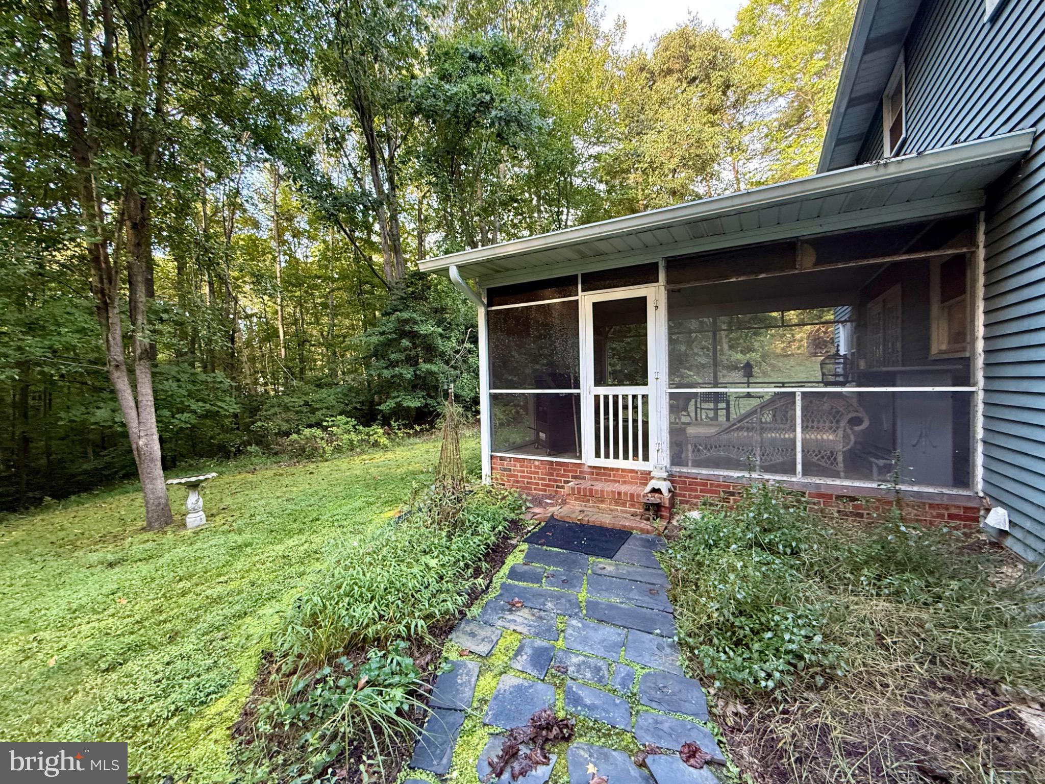 TANGLEWOOD TOWNHOMES - Residential