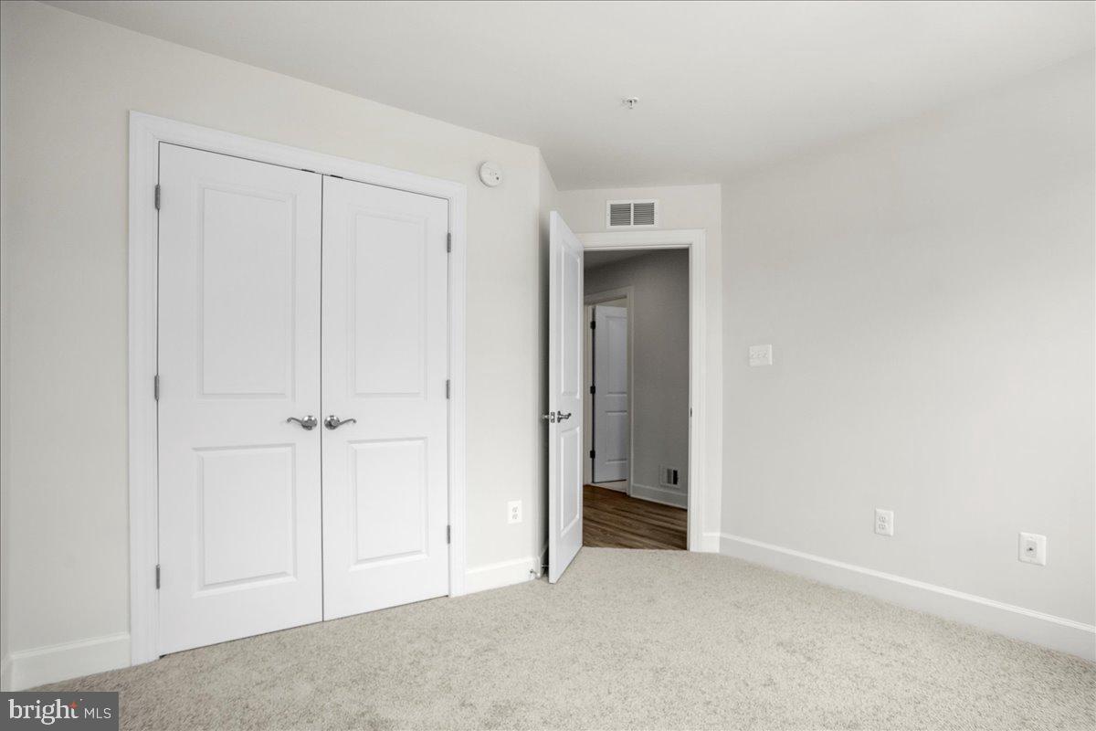 MARLBORO RIDGE - Residential