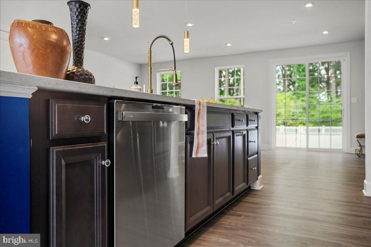 MARLBORO RIDGE - Residential