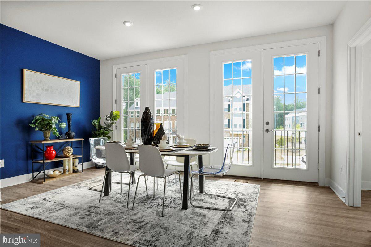 MARLBORO RIDGE - Residential