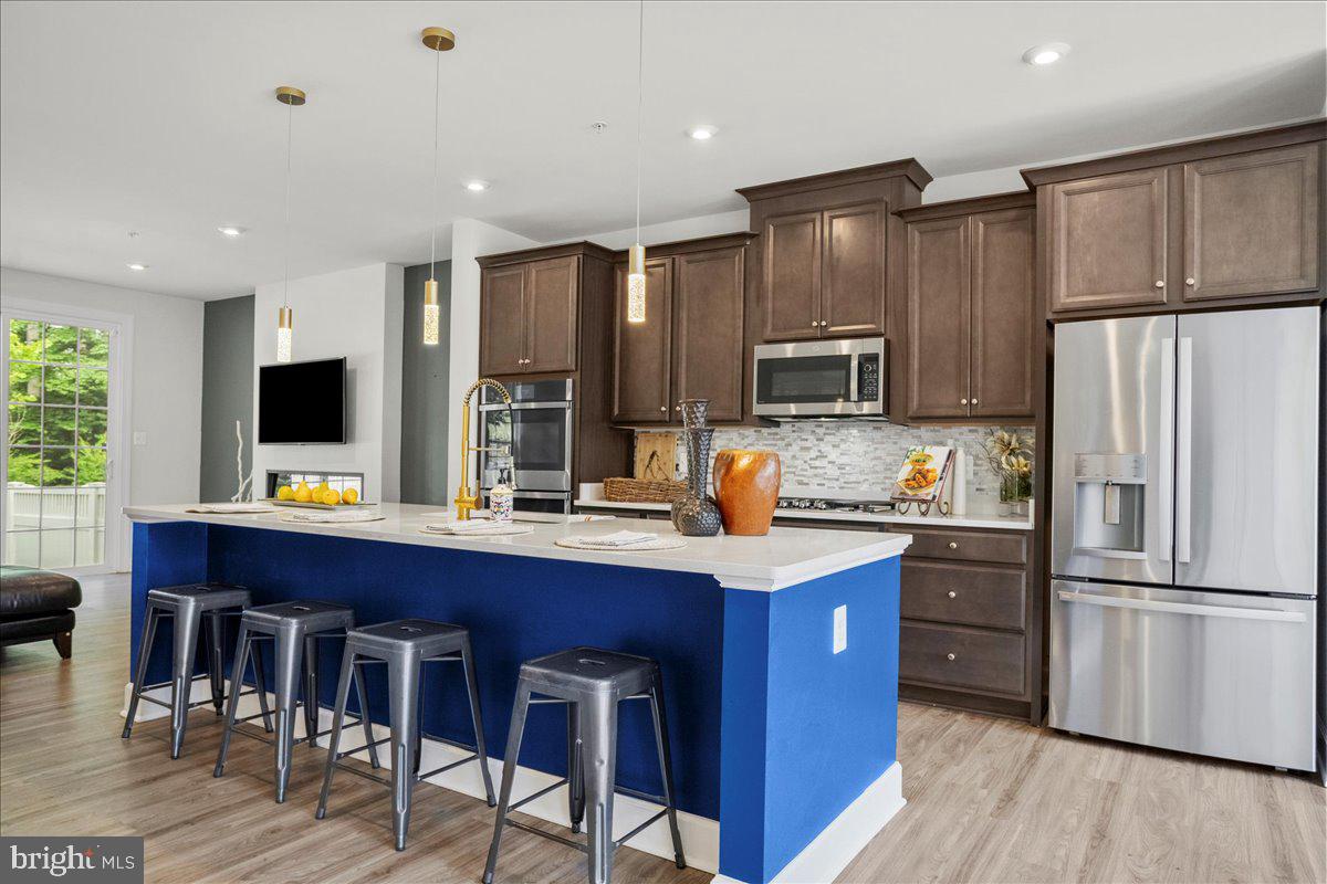 MARLBORO RIDGE - Residential