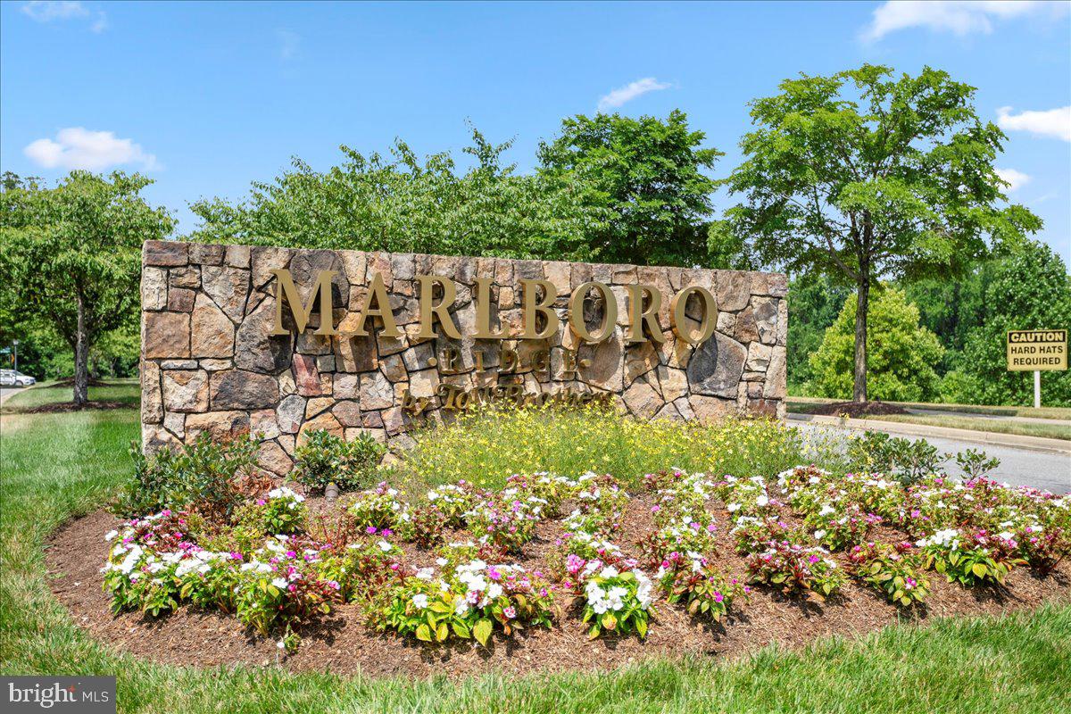 MARLBORO RIDGE - Residential