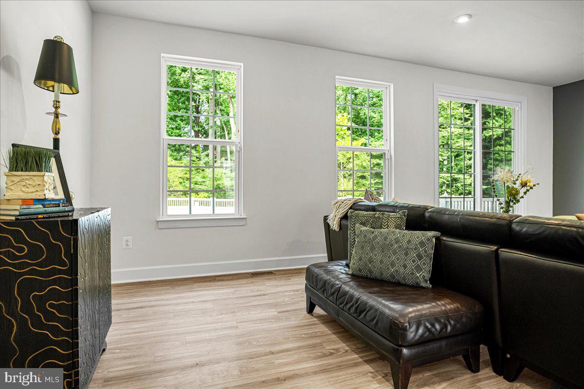 MARLBORO RIDGE - Residential