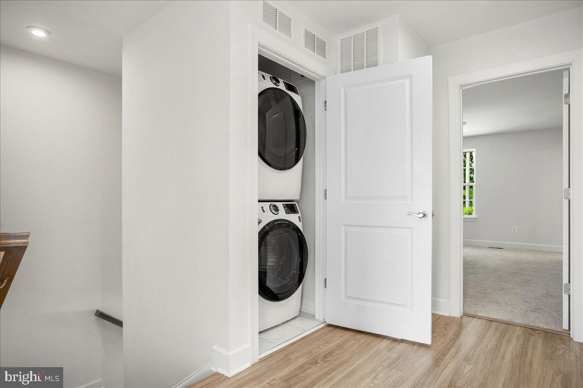 MARLBORO RIDGE - Residential