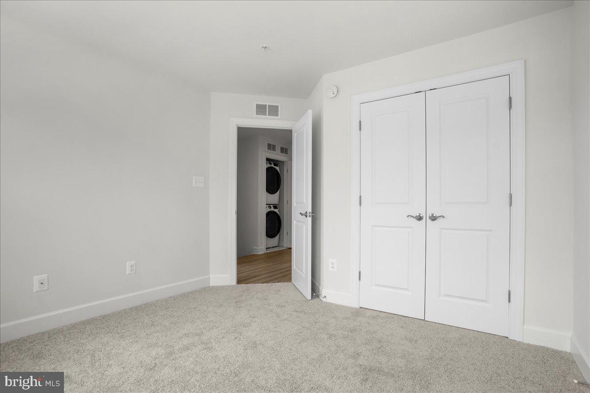 MARLBORO RIDGE - Residential